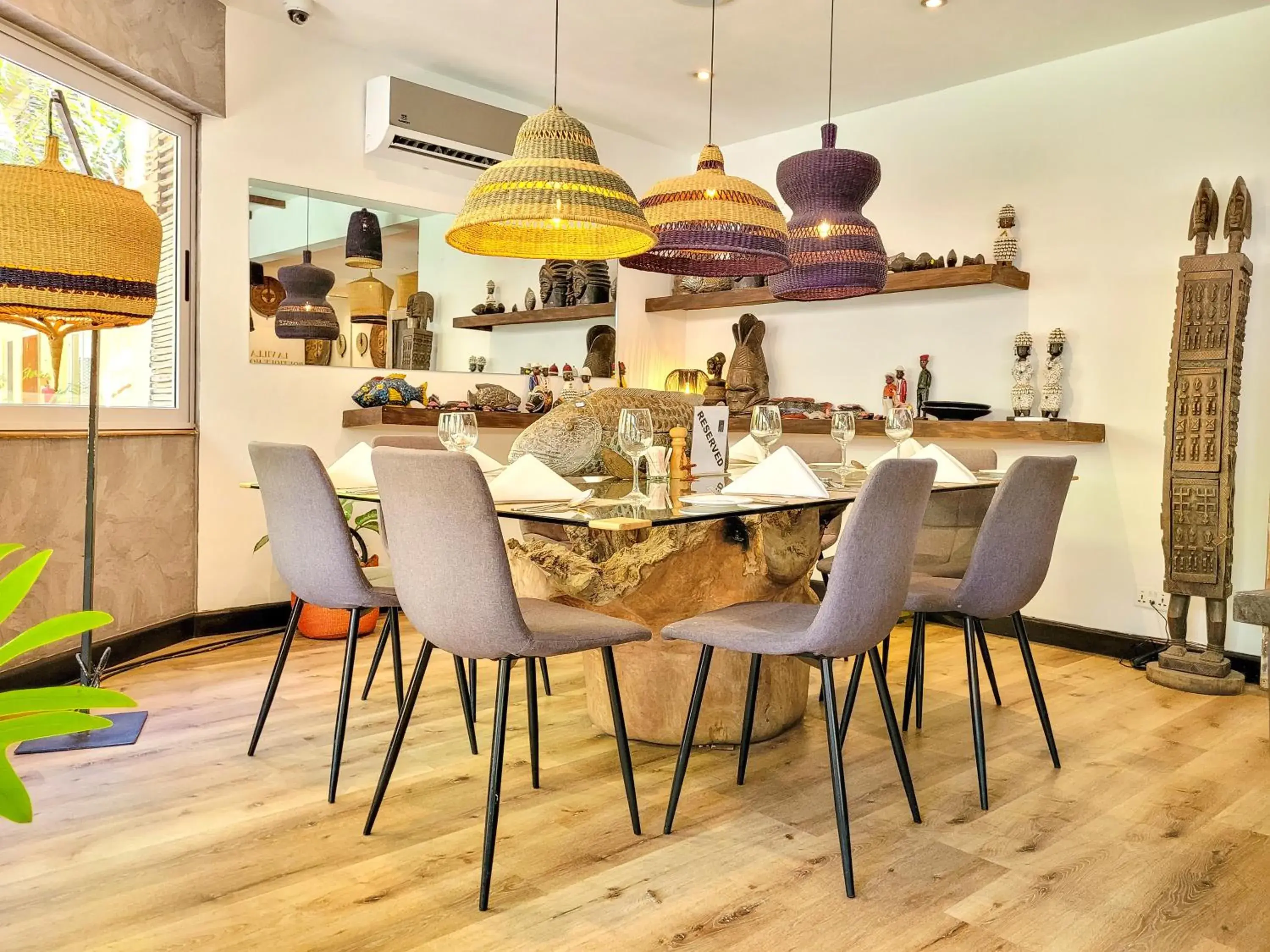 Restaurant/places to eat in La Villa Boutique Hotel Restaurant/places to eat in La Villa Boutique Hotel