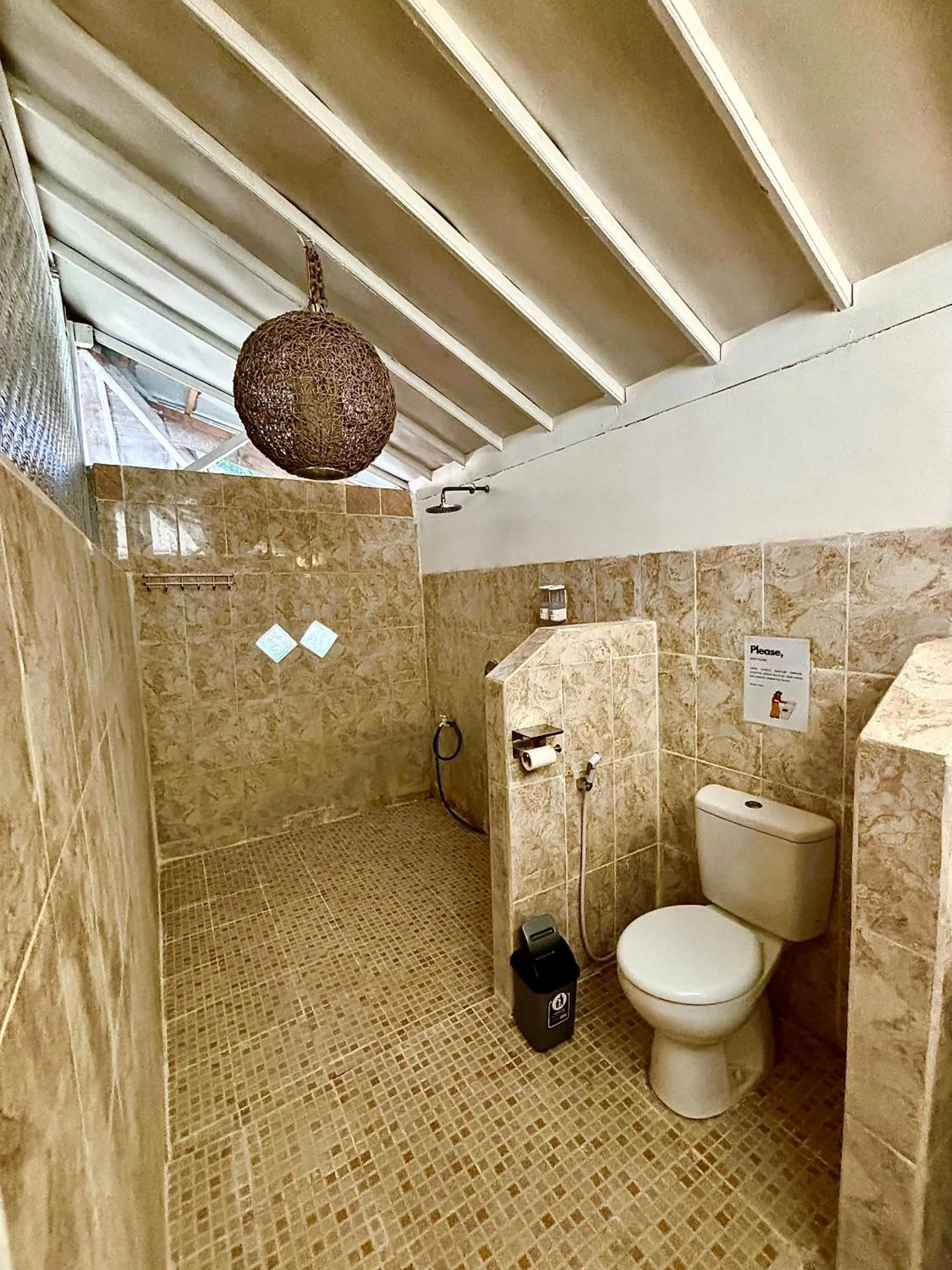 Bathroom in Alibaba Bungalows