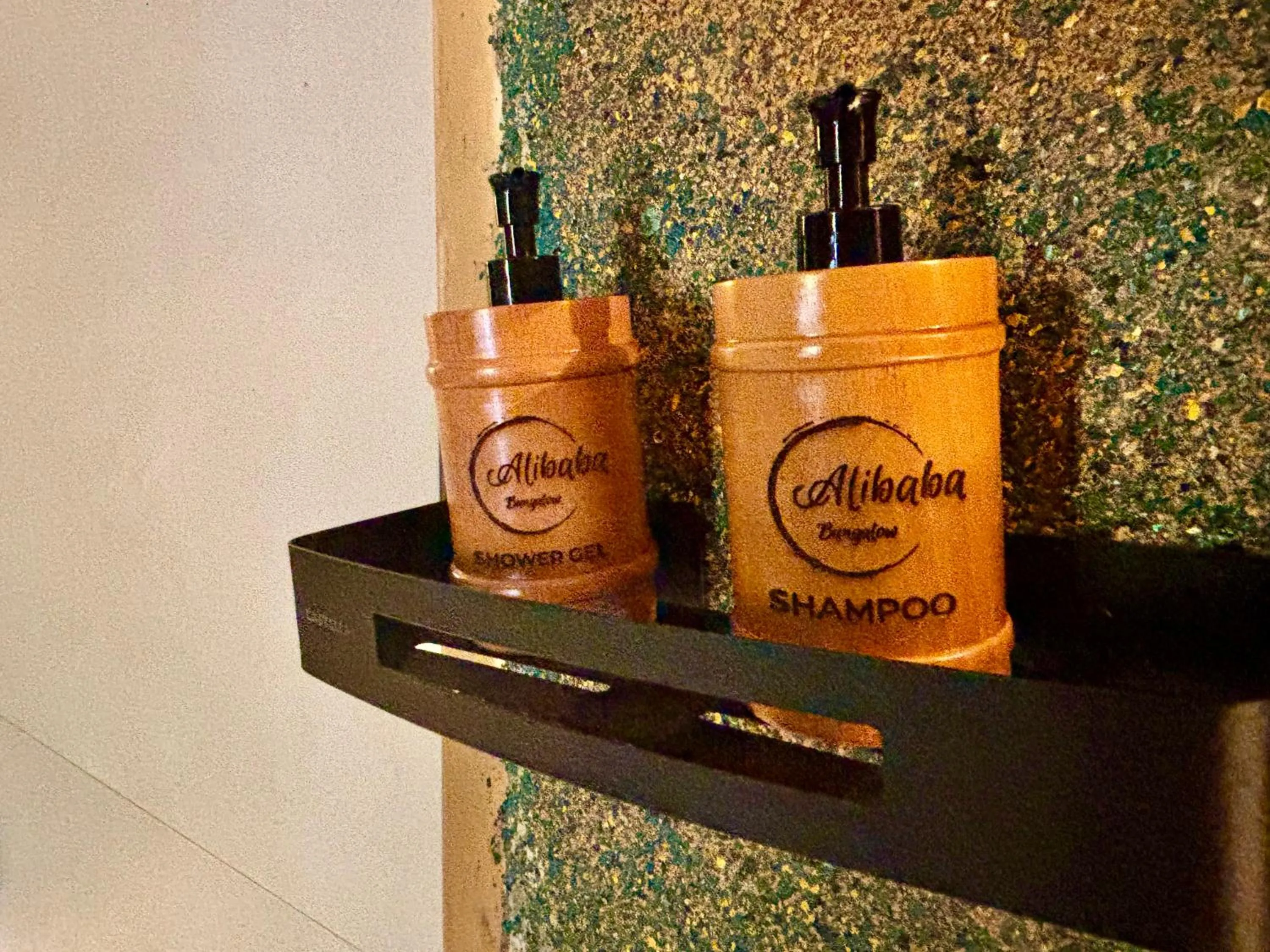 Toilet in Alibaba Bungalows