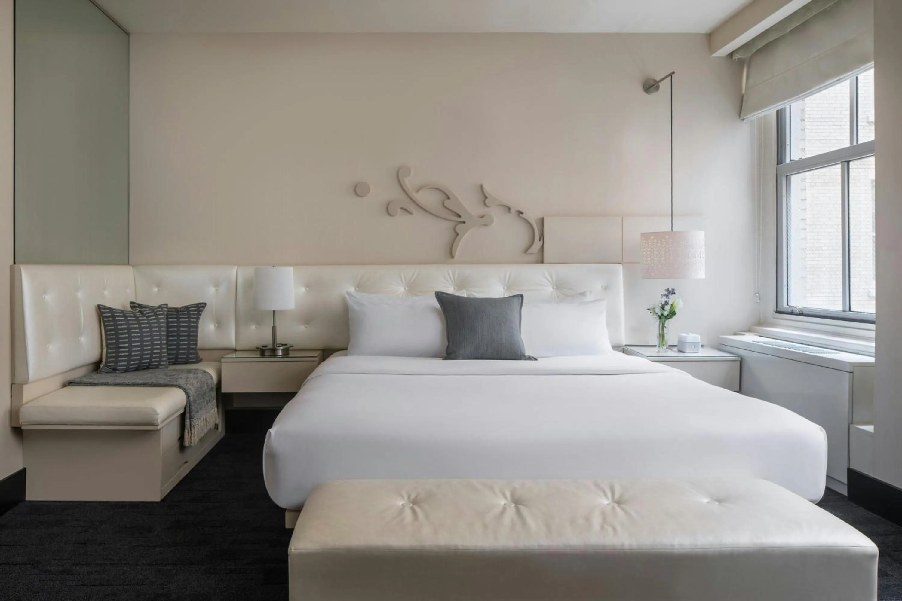 Bedroom, Bed in THE MIDLAND HOTEL, Chicago, a Tribute Portfolio Hotel