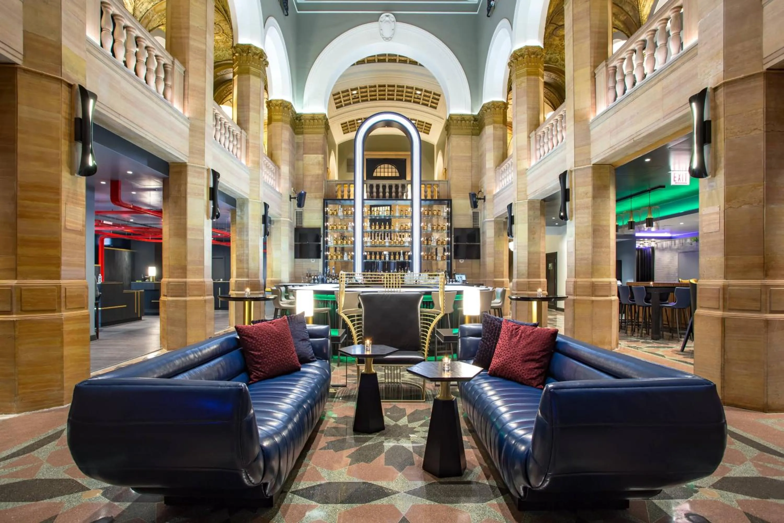 Living room in THE MIDLAND HOTEL, Chicago, a Tribute Portfolio Hotel