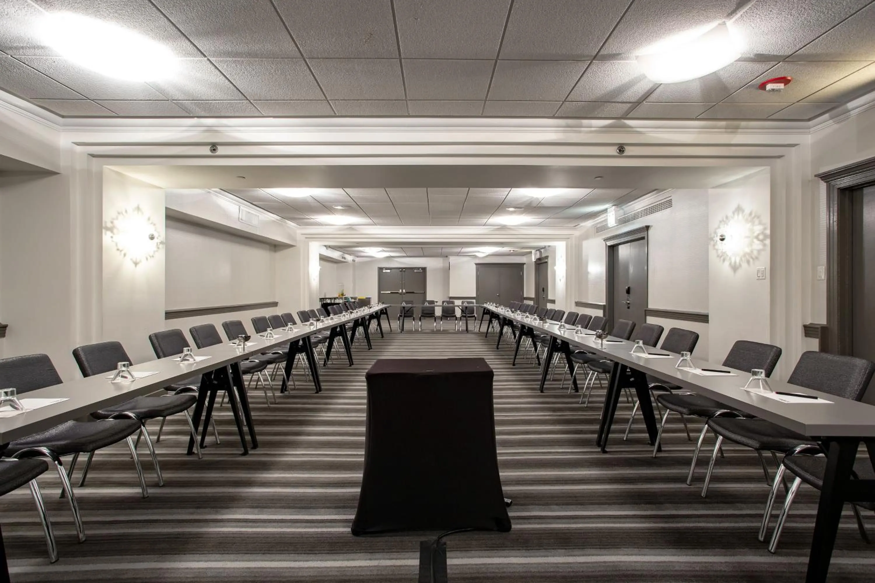 Meeting/conference room in THE MIDLAND HOTEL, Chicago, a Tribute Portfolio Hotel