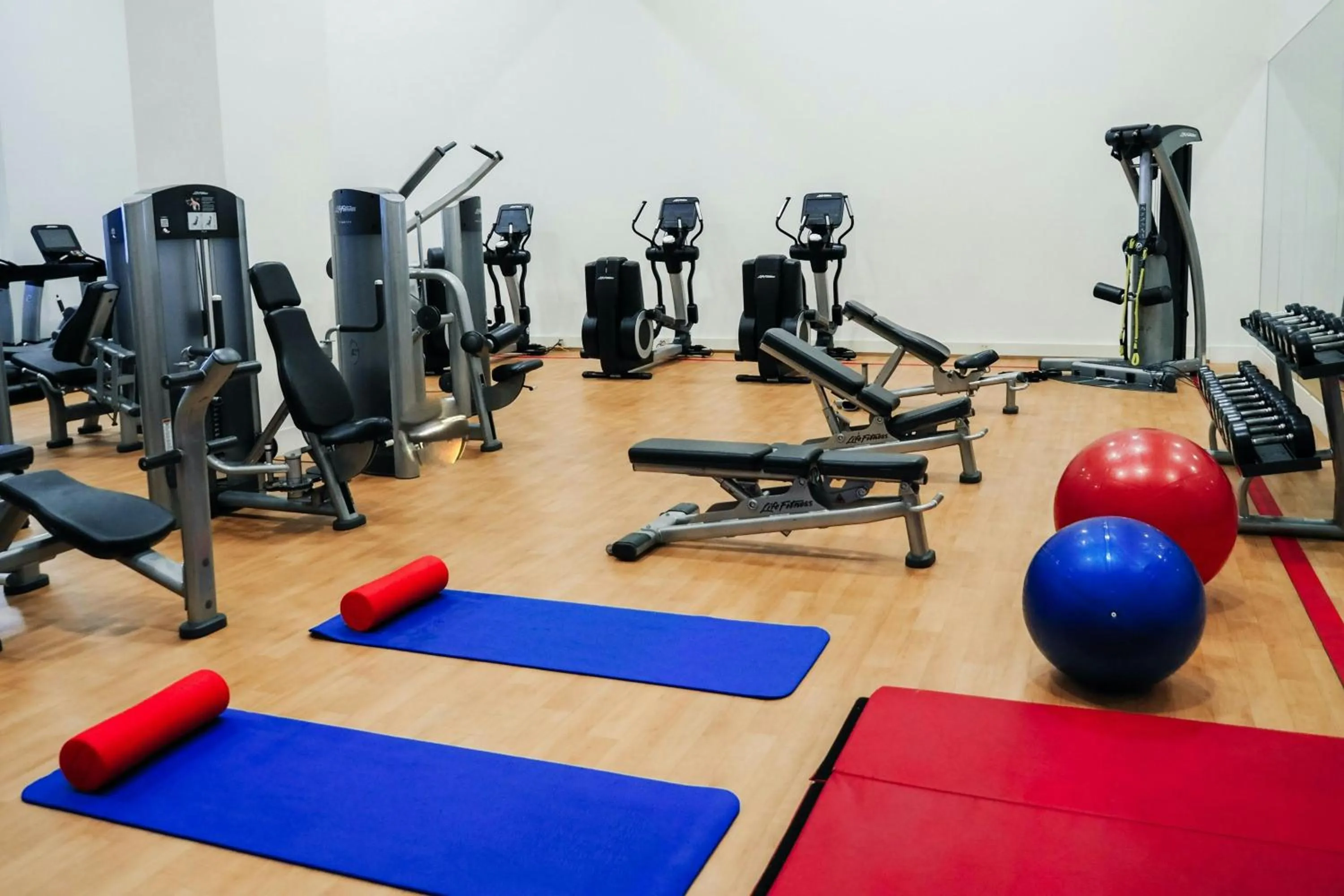 Fitness centre/facilities in Sheraton Charlotte Hotel