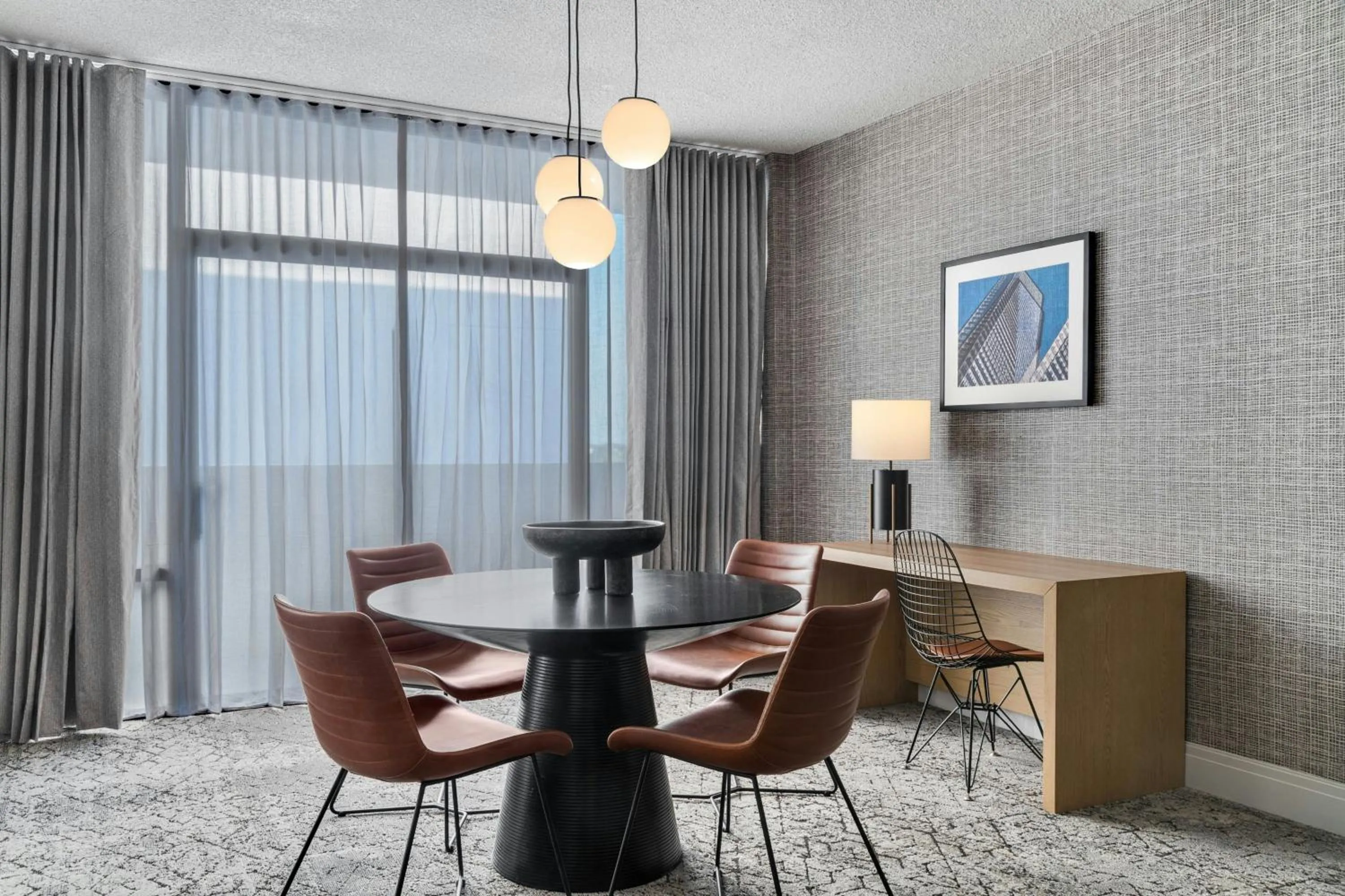 Bedroom in Sheraton Charlotte Hotel