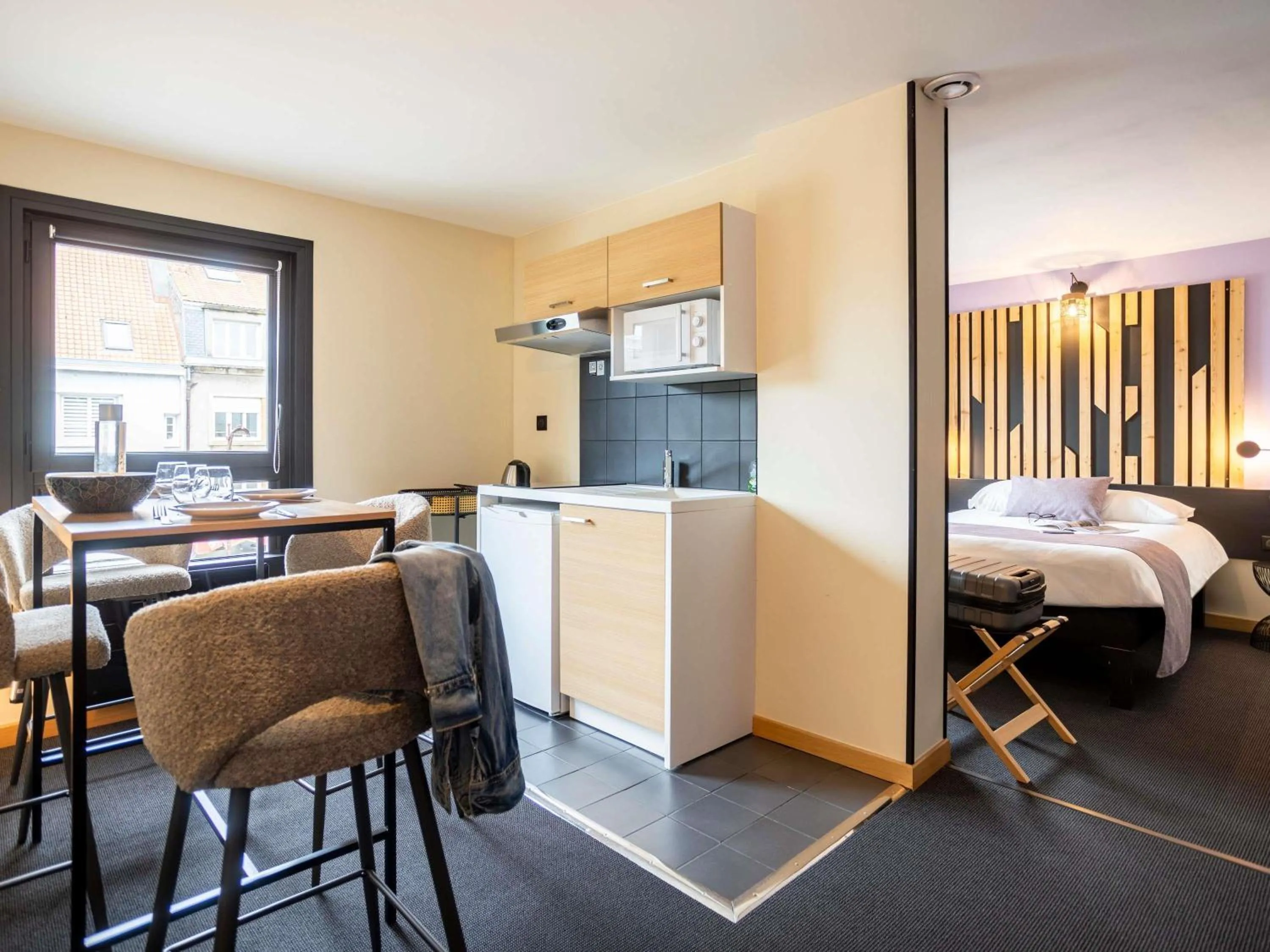 Bedroom in ibis Styles Boulogne sur Mer Centre Cathédrale