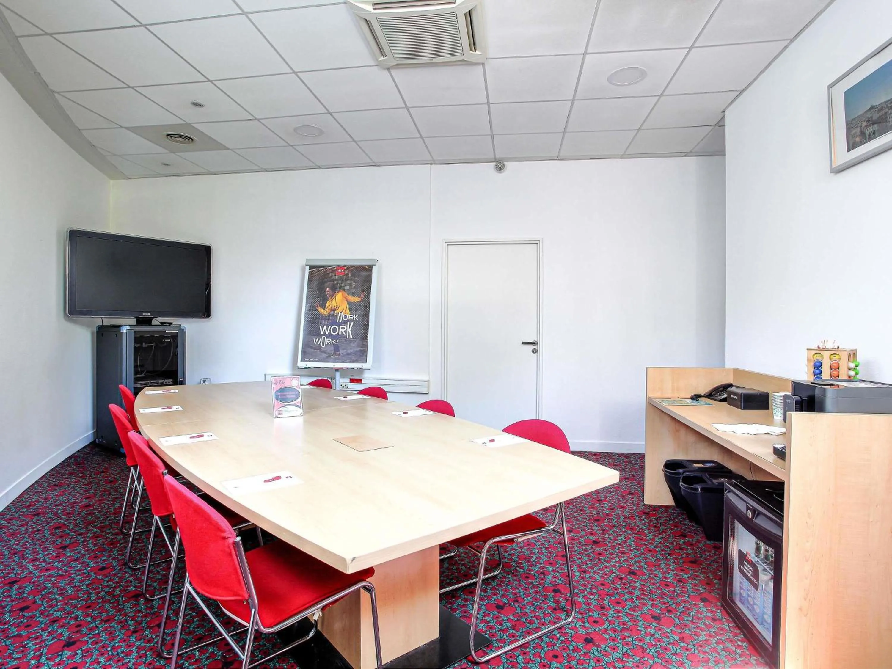 Meeting/conference room in ibis Marseille Centre Gare Saint Charles