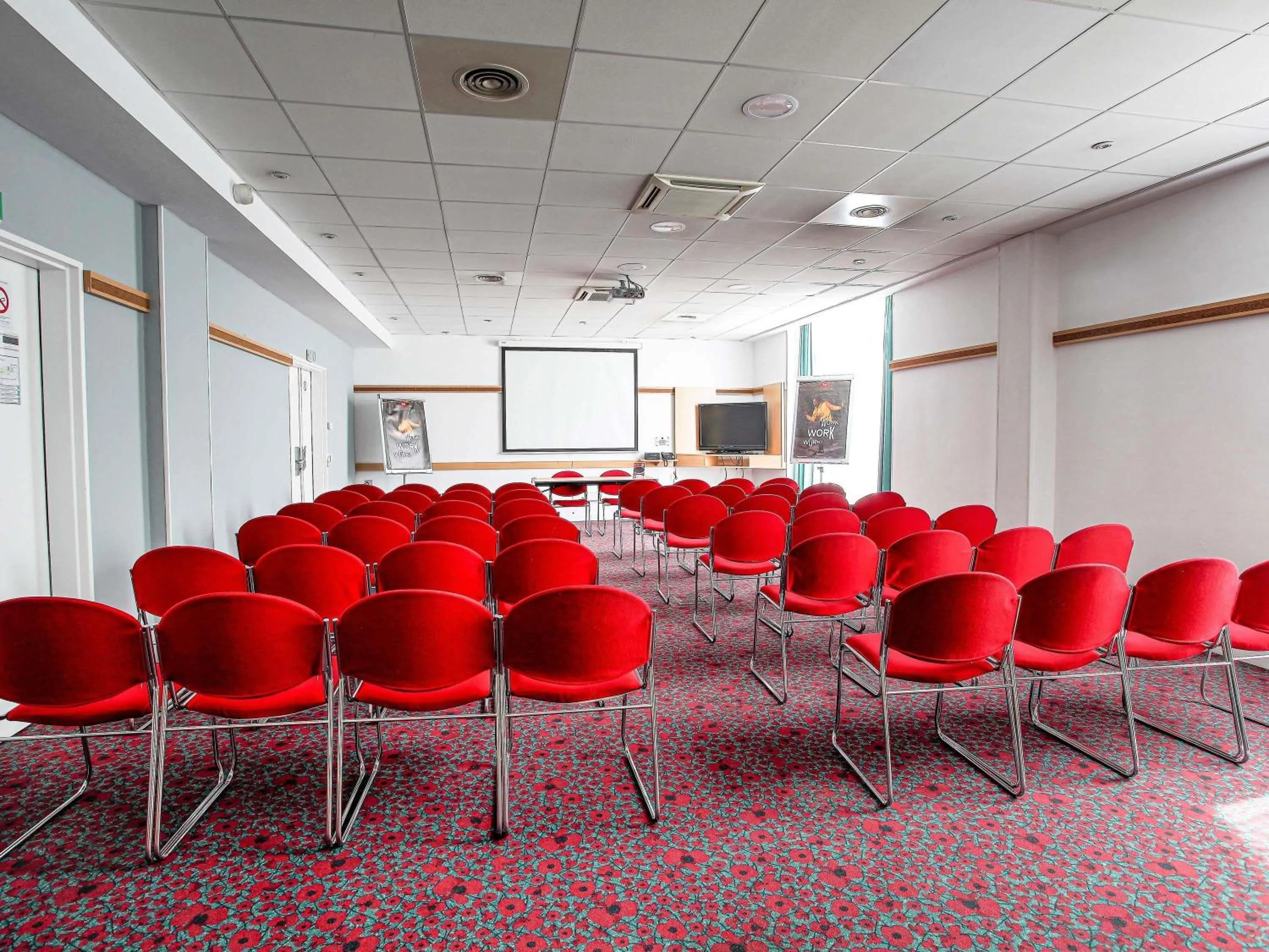Meeting/conference room in ibis Marseille Centre Gare Saint Charles