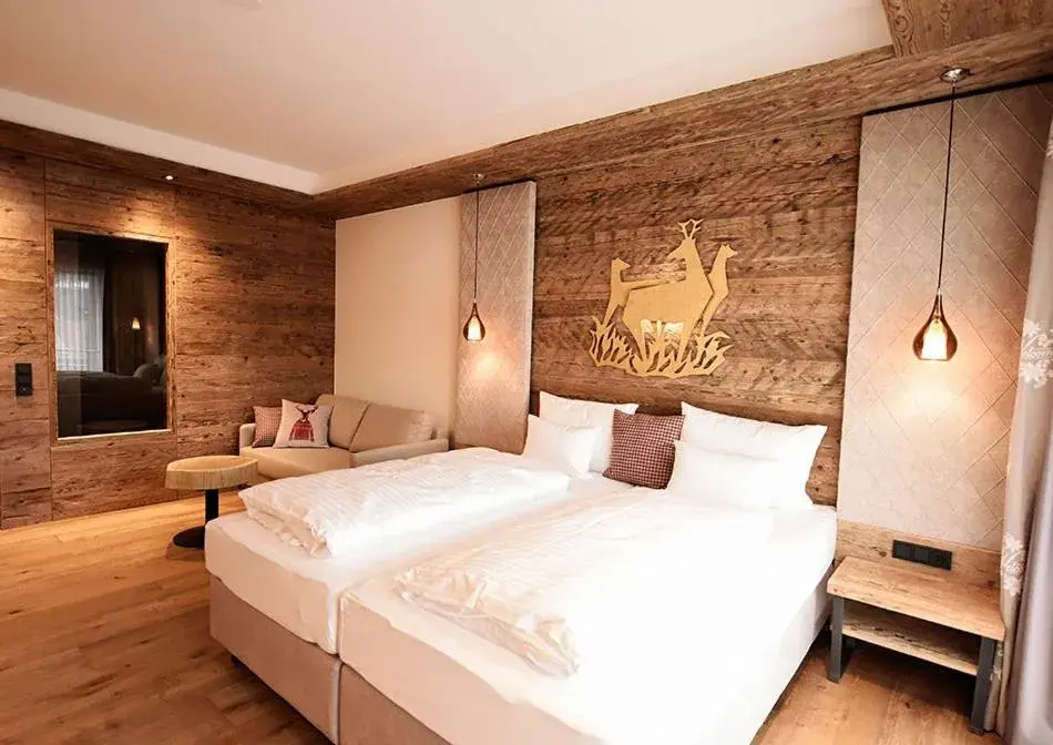 Deluxe Double Room with Balcony in Spessart-Lodge Deluxe Double Room with Balcony in Spessart-Lodge