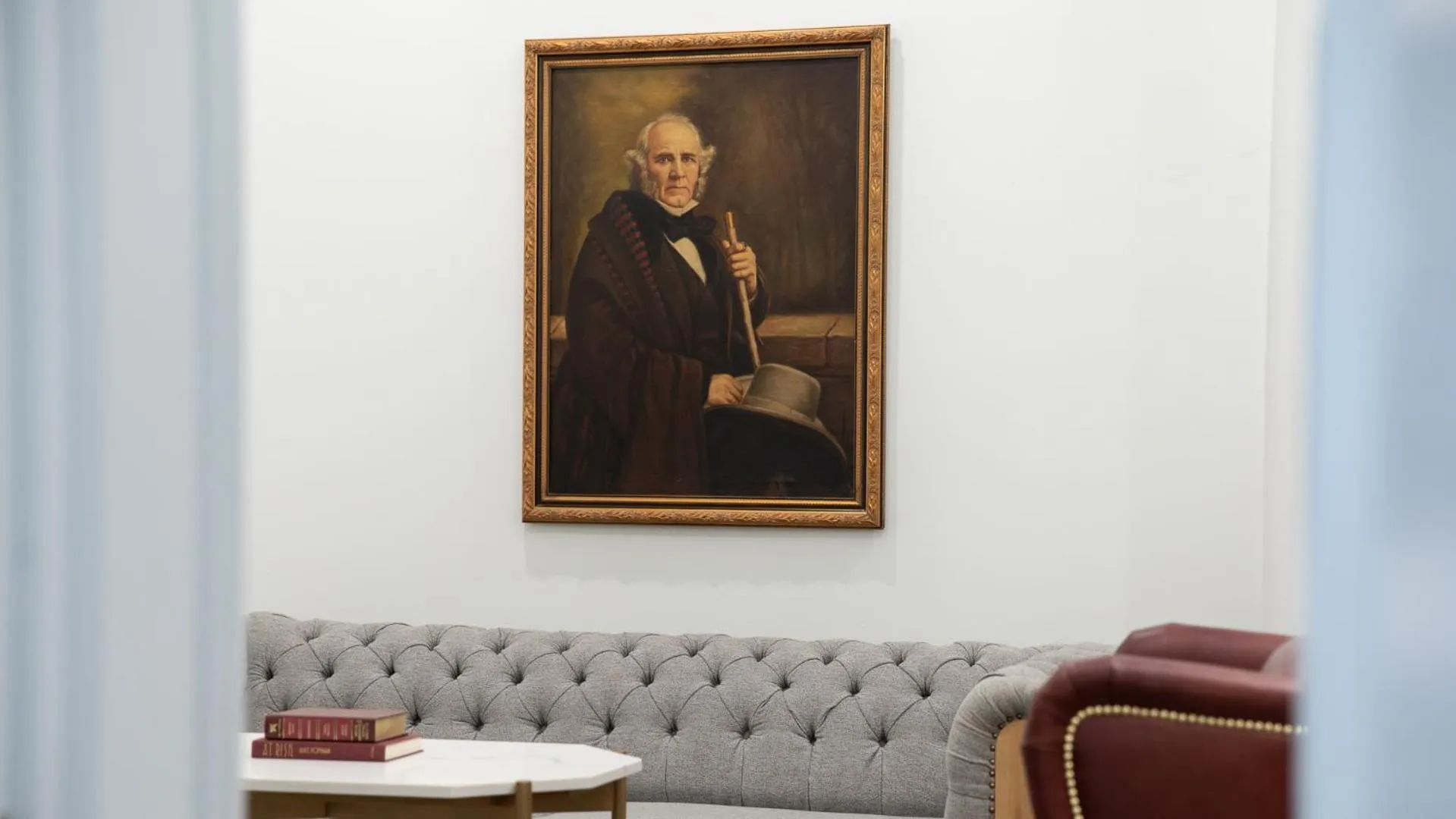 Living room in The Driskill