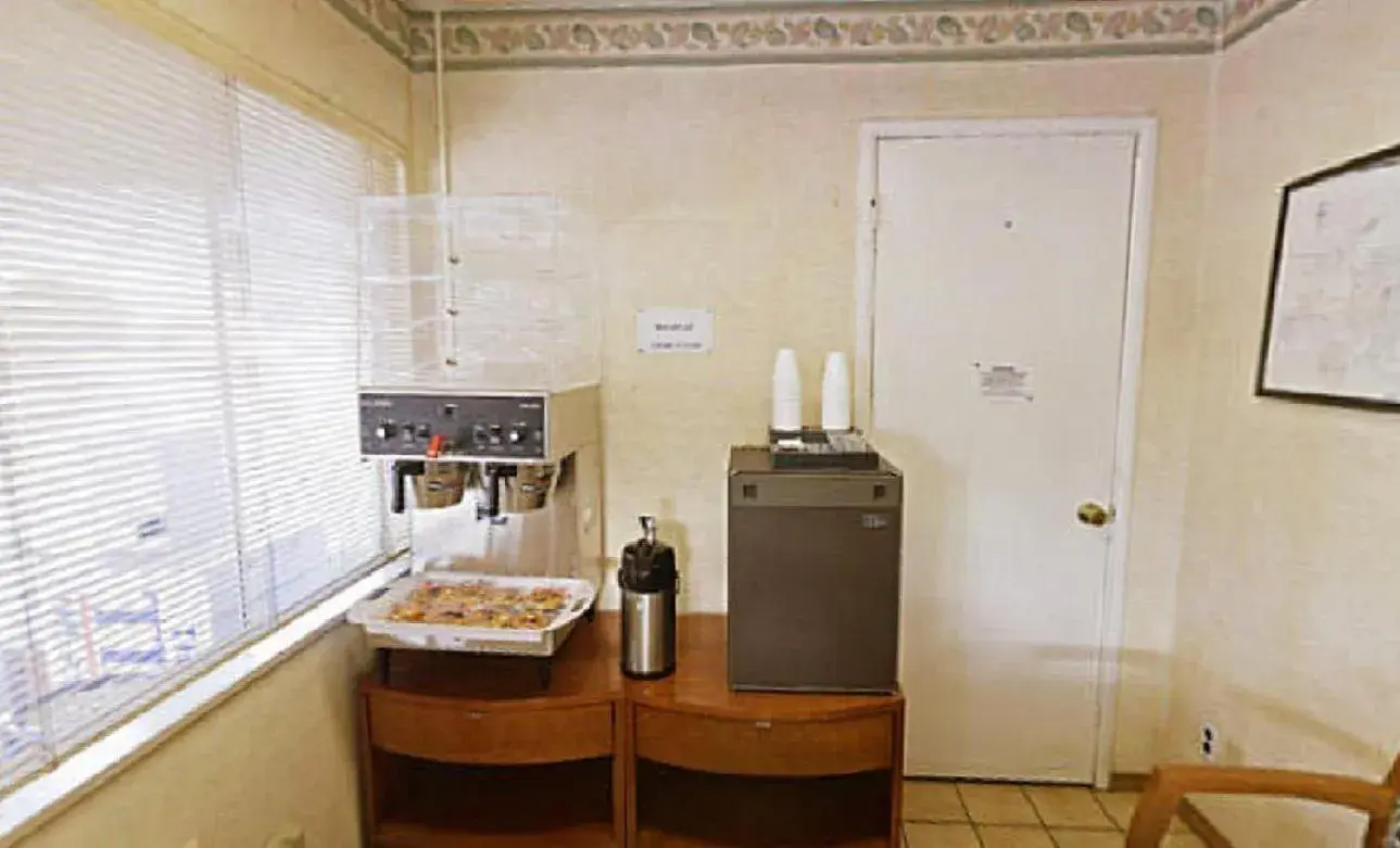 Lobby or reception in Americas Best Value Inn - Livermore Lobby or reception in Americas Best Value Inn - Livermore