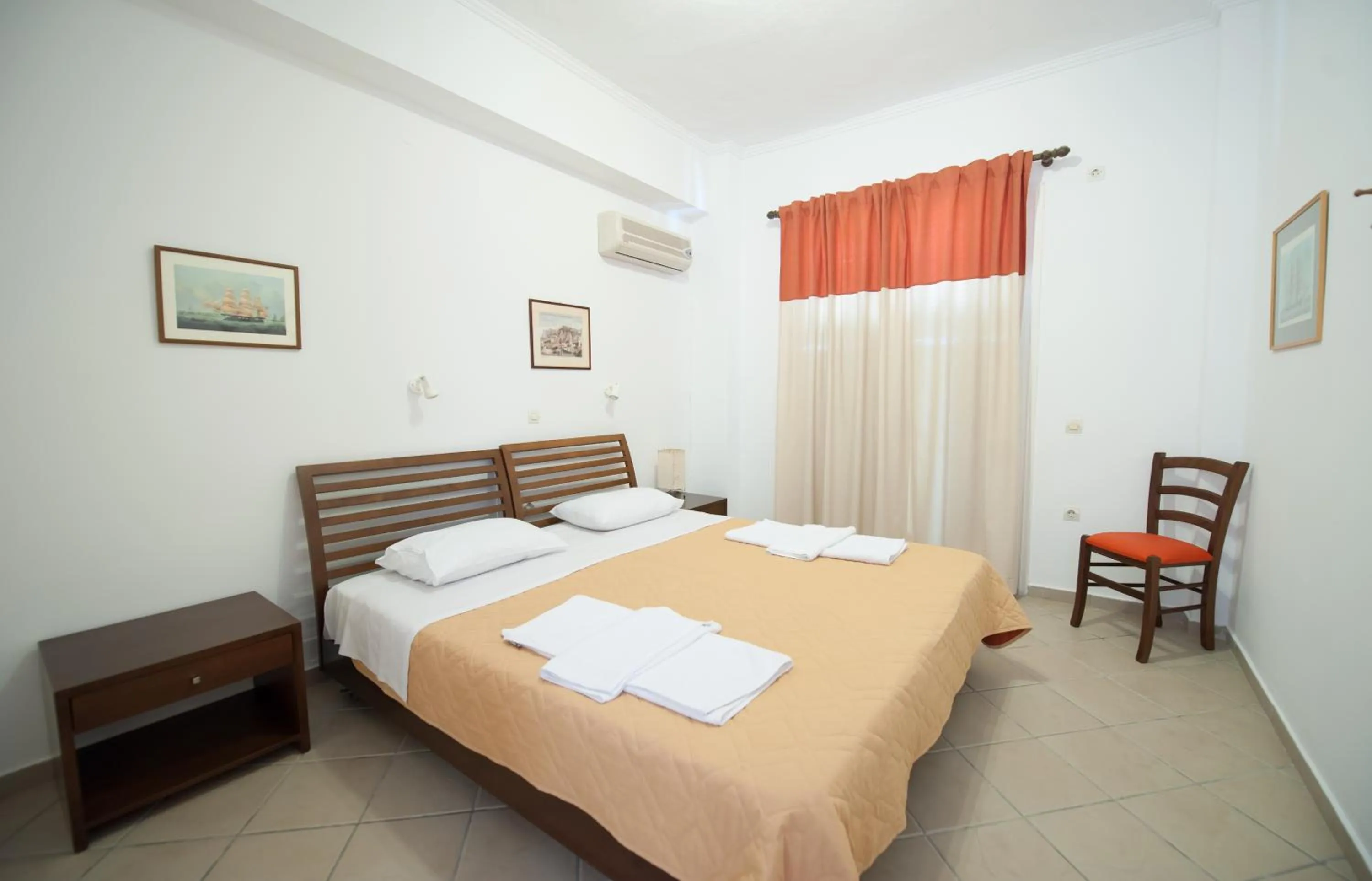 Photo of the whole room, Bed in Zarkadis Beach Apartments