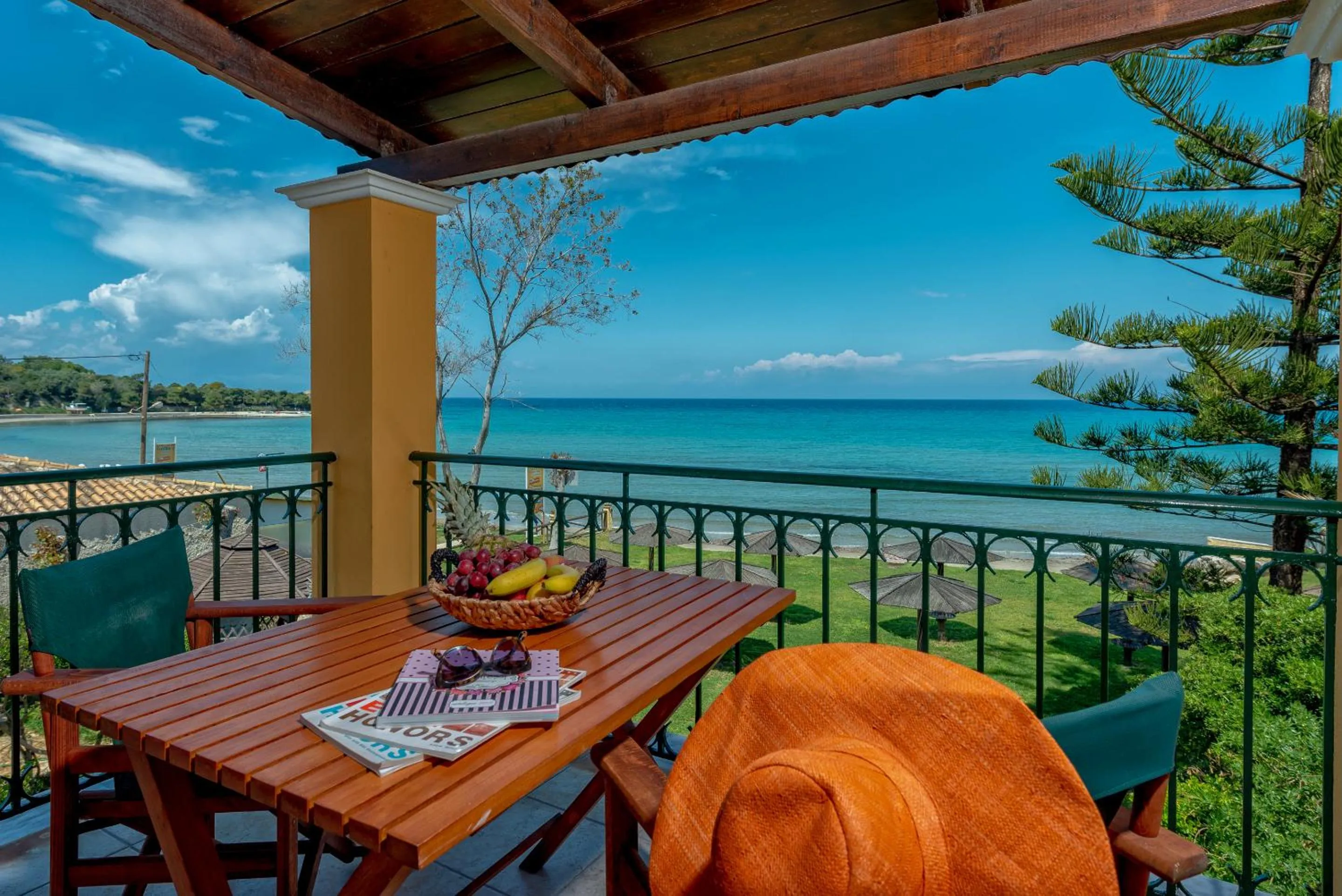 Zarkadis Beach Apartments