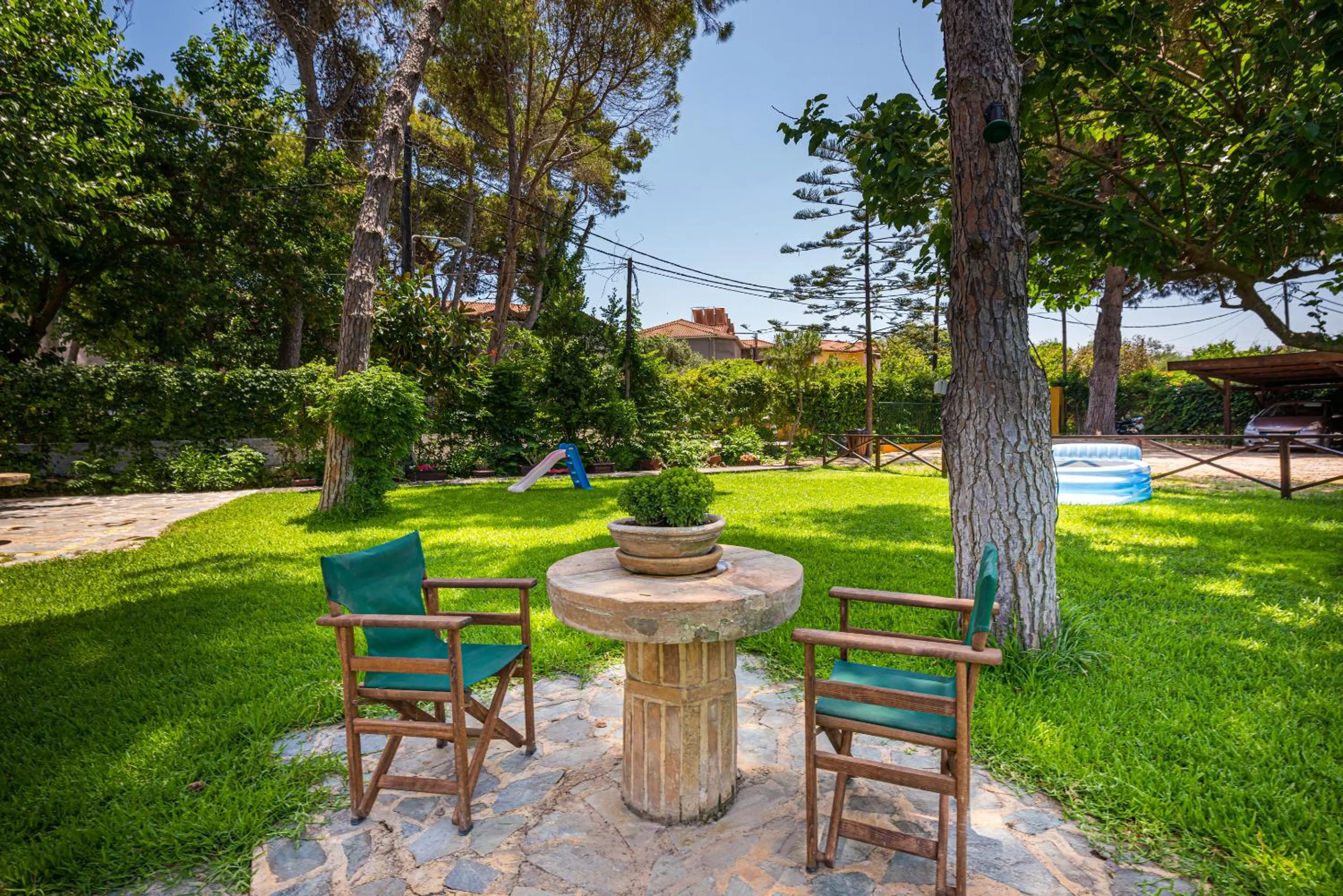 Zarkadis Beach Apartments