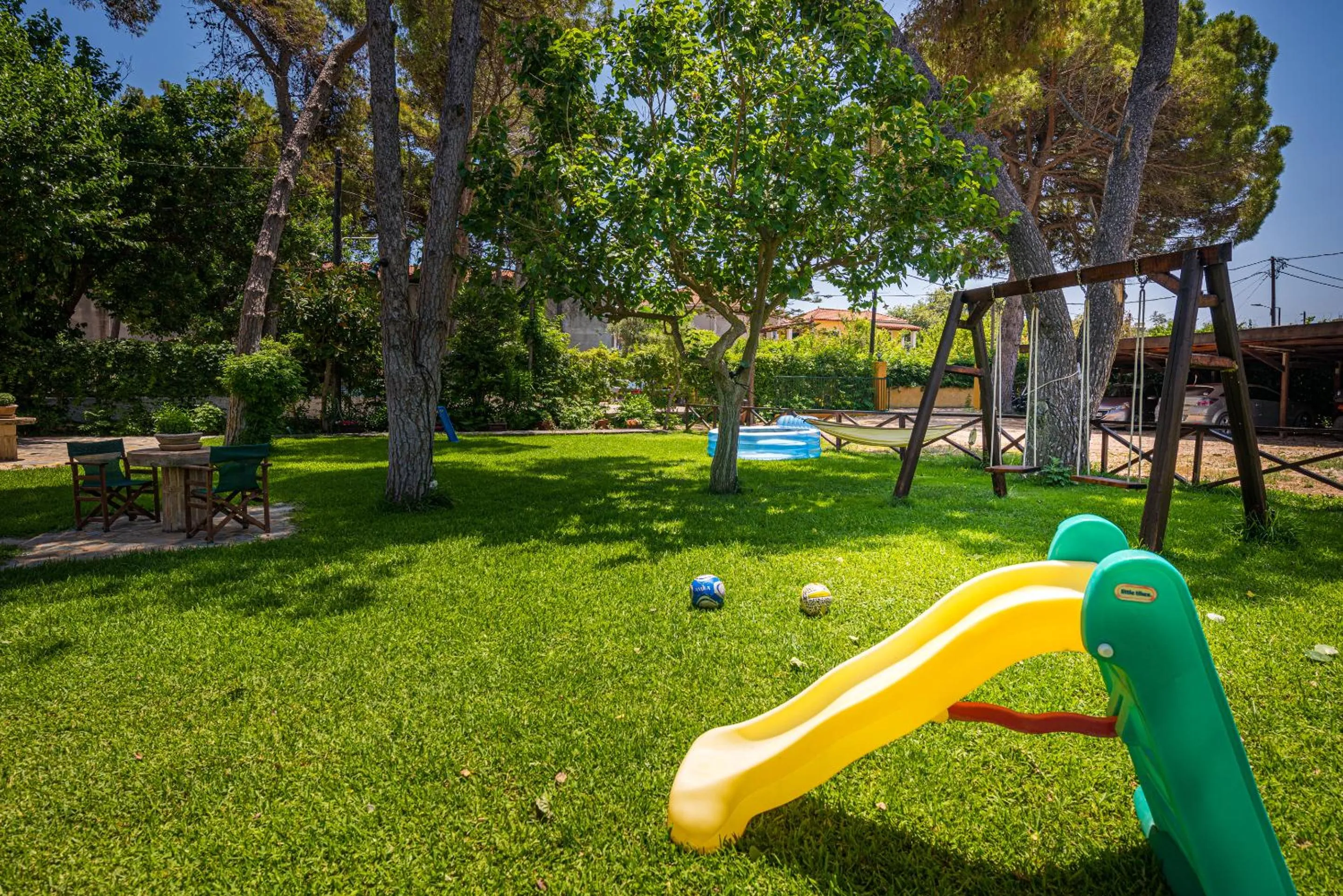 Zarkadis Beach Apartments