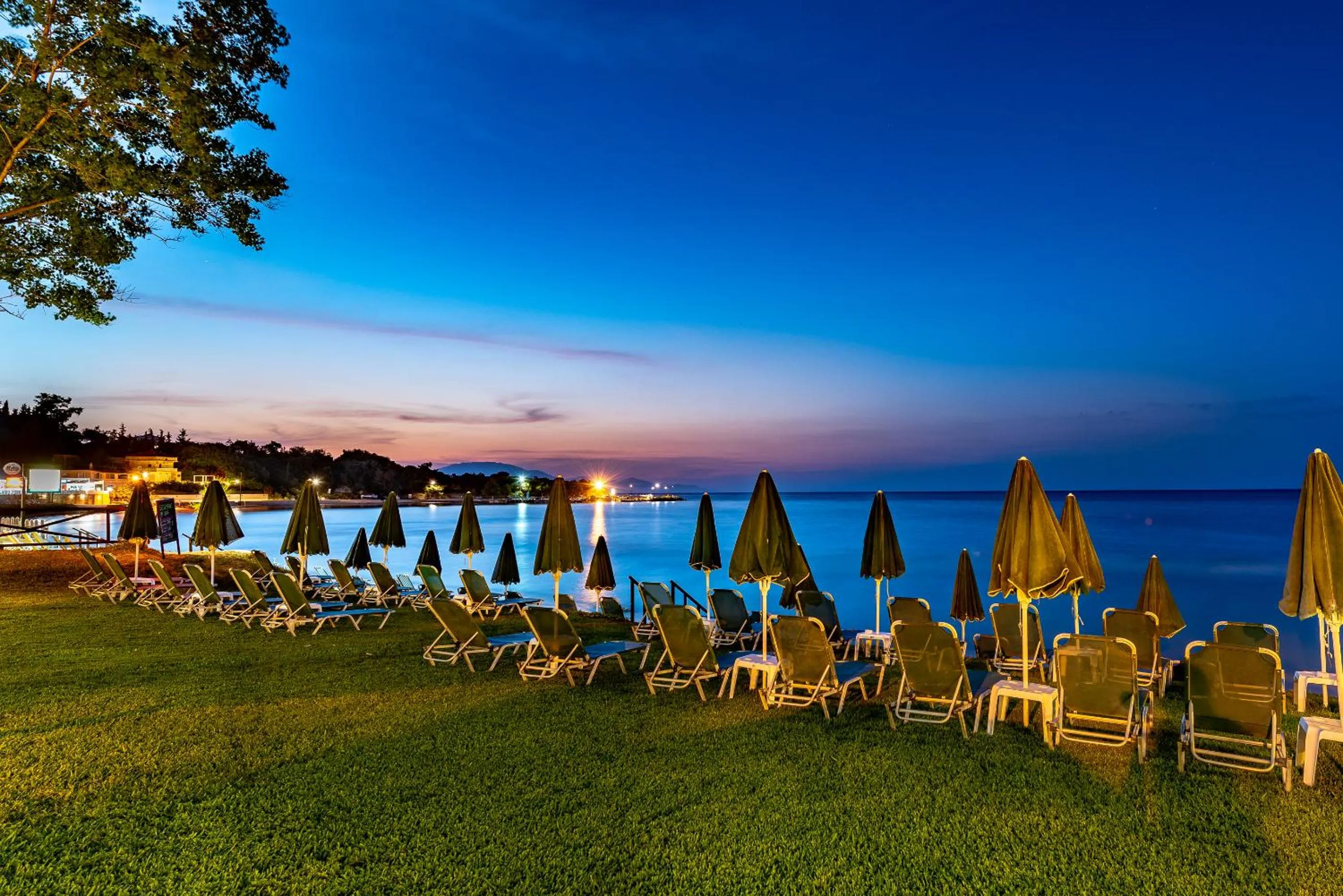 Zarkadis Beach Apartments