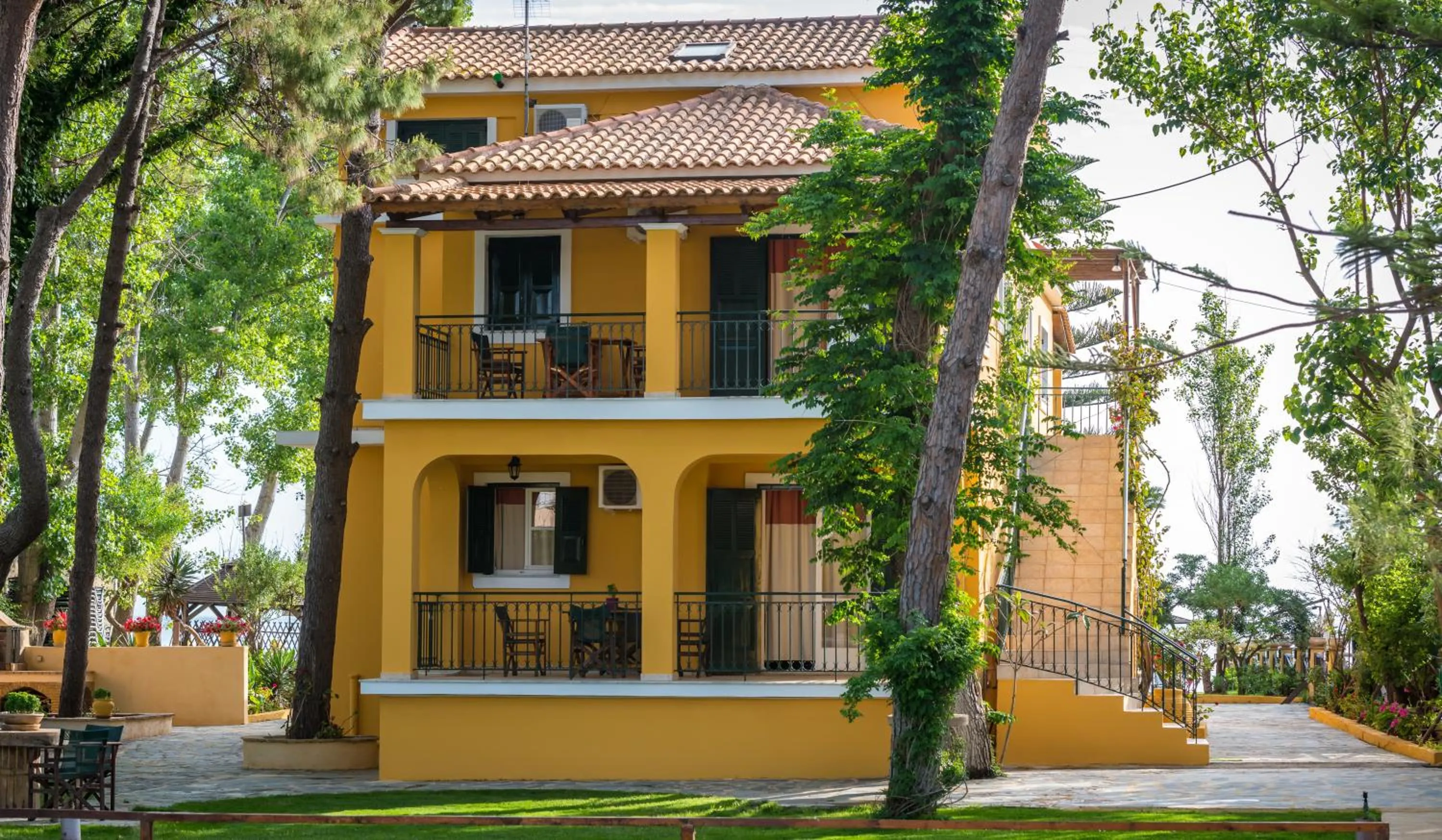 Property building in Zarkadis Beach Apartments