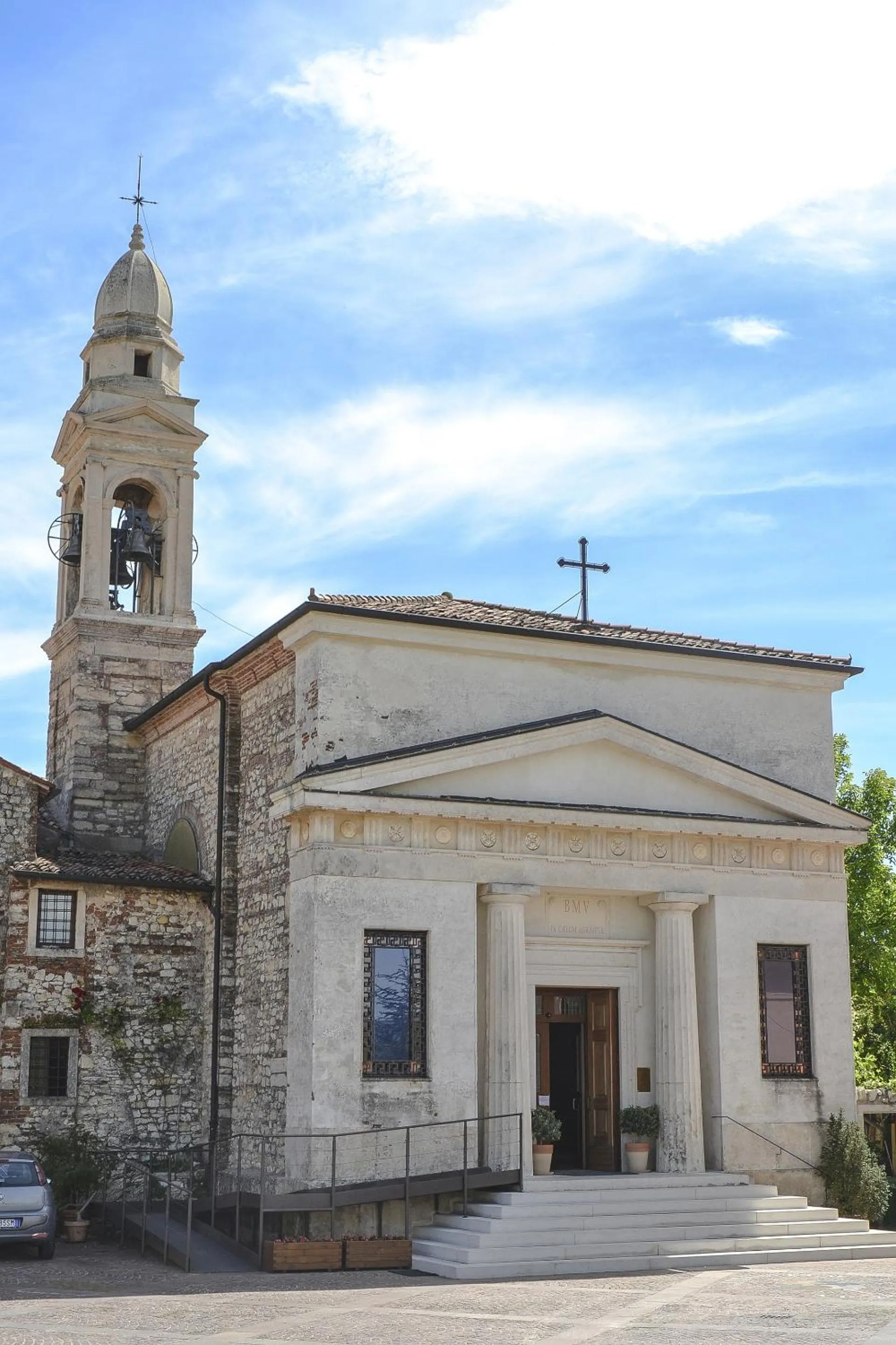 Nearby landmark in B&B Antique Maison