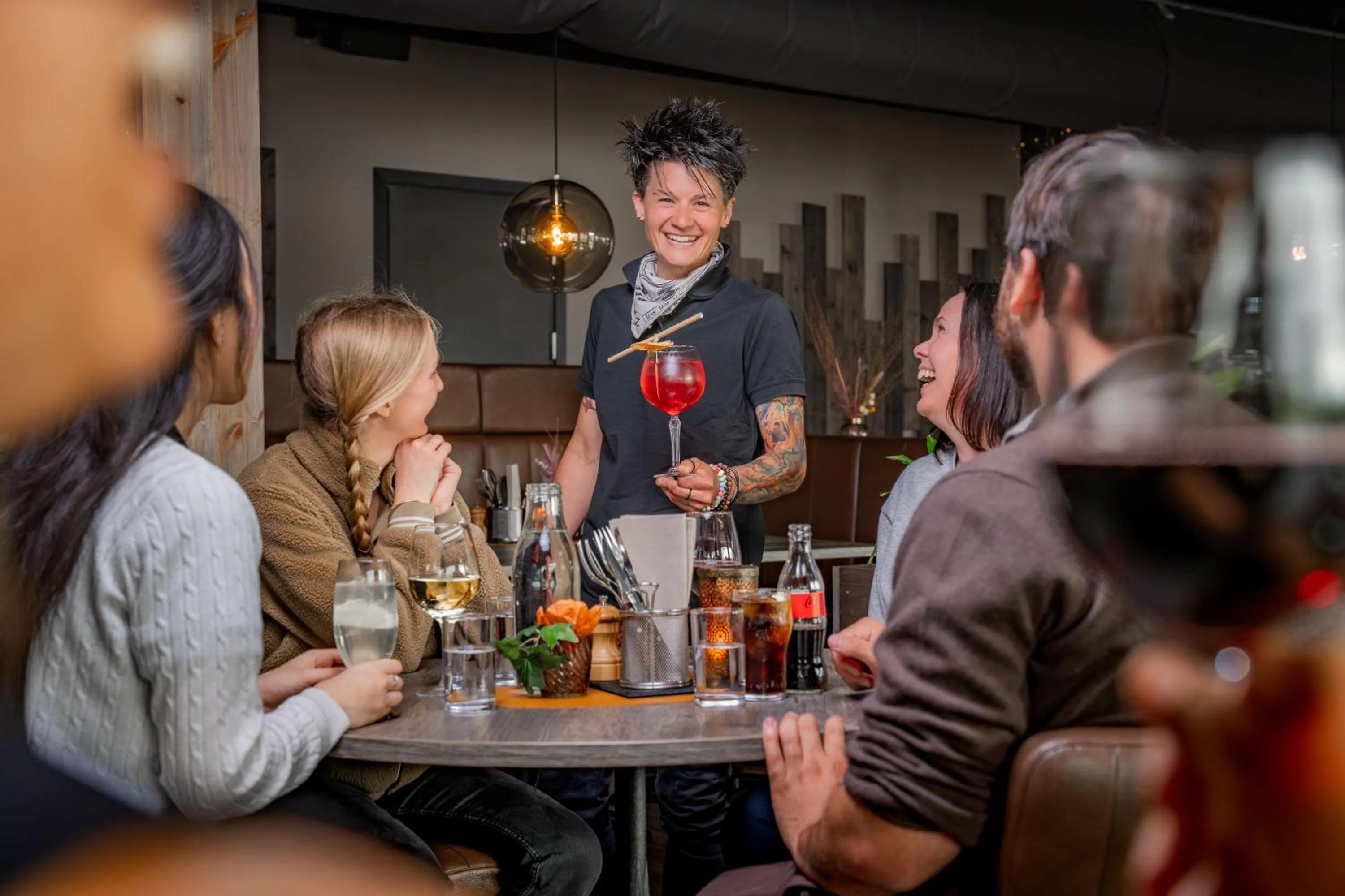 Restaurant/places to eat in Canyon Hotell