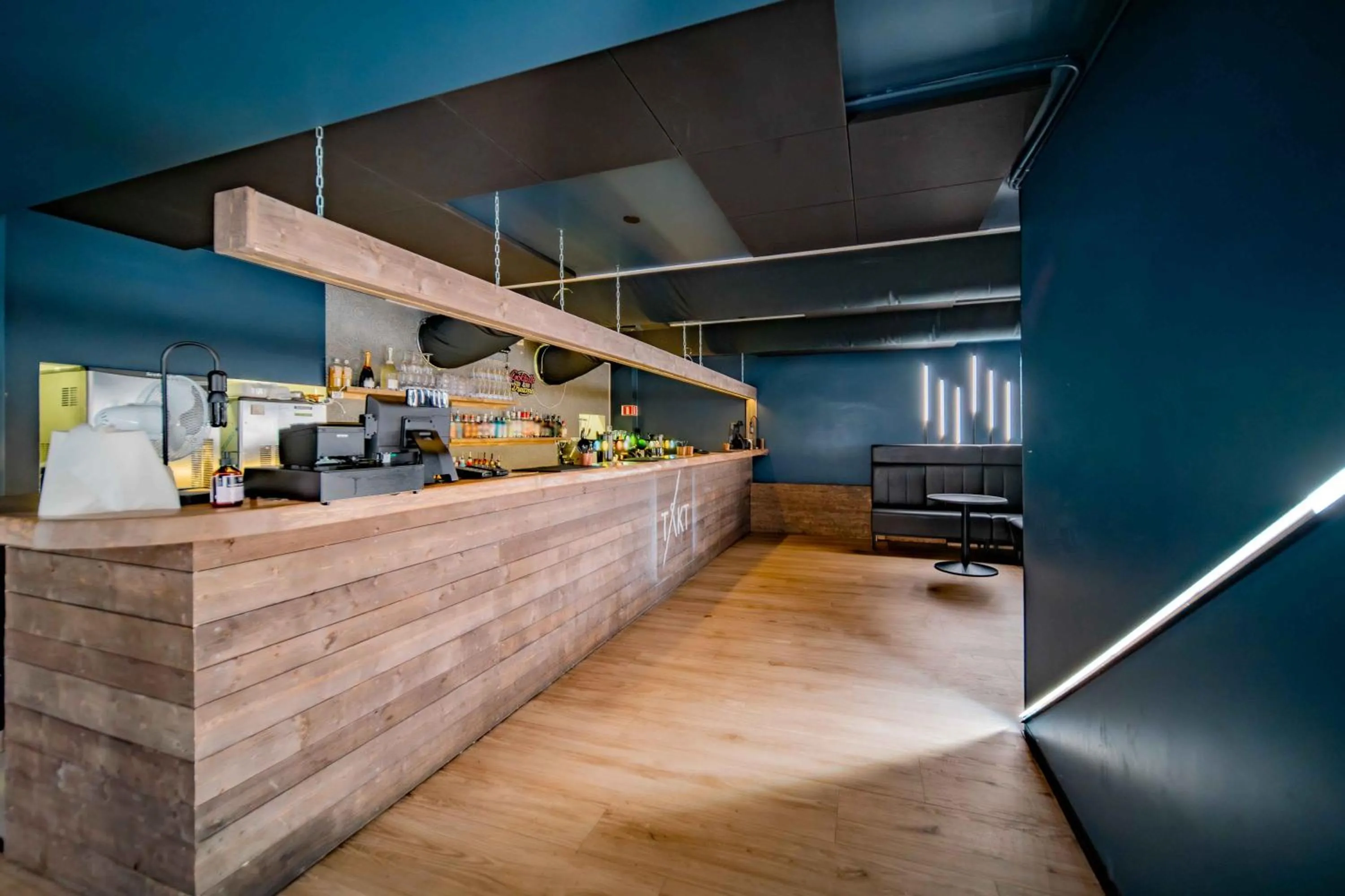 Nightclub / DJ in Canyon Hotell