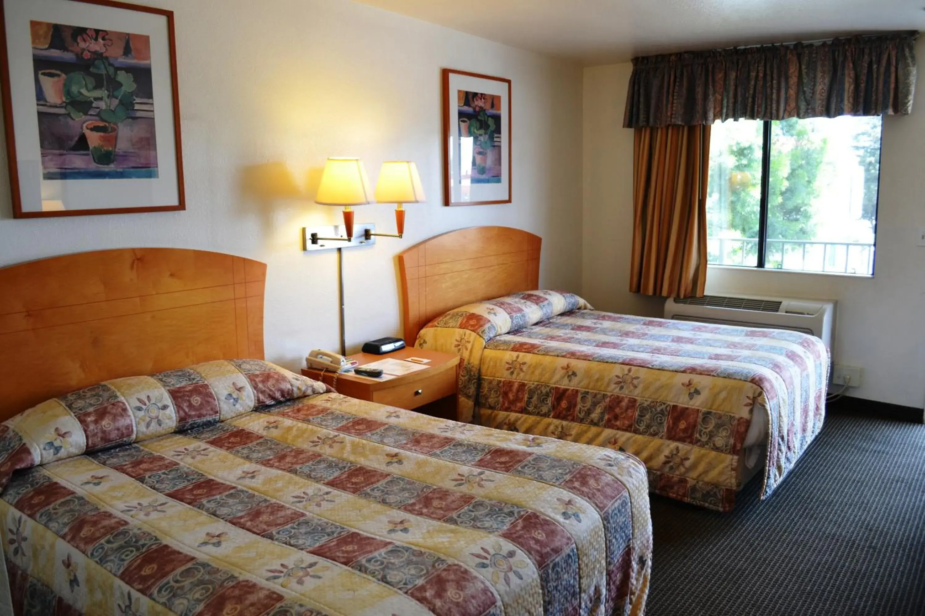 Day, Bed in Fresno Inn Day, Bed in Fresno Inn