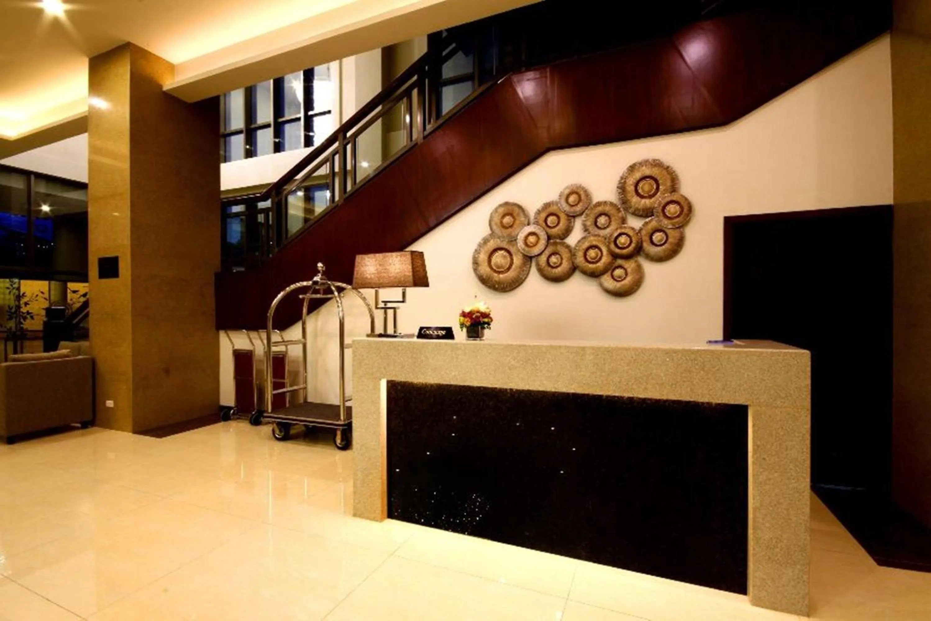 Lobby or reception in Mandarin Plaza Hotel