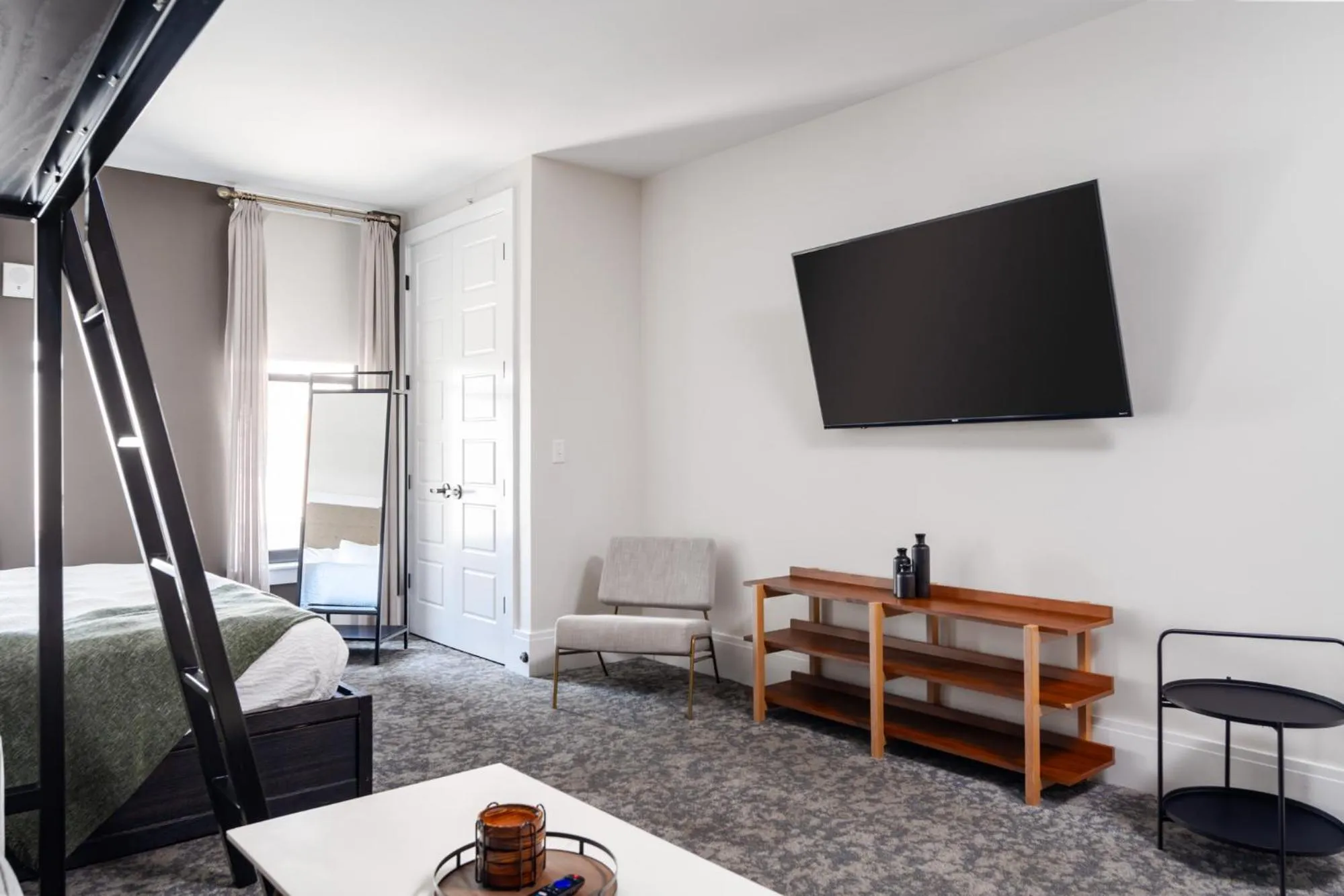 Bedroom, Bed in Hancock House