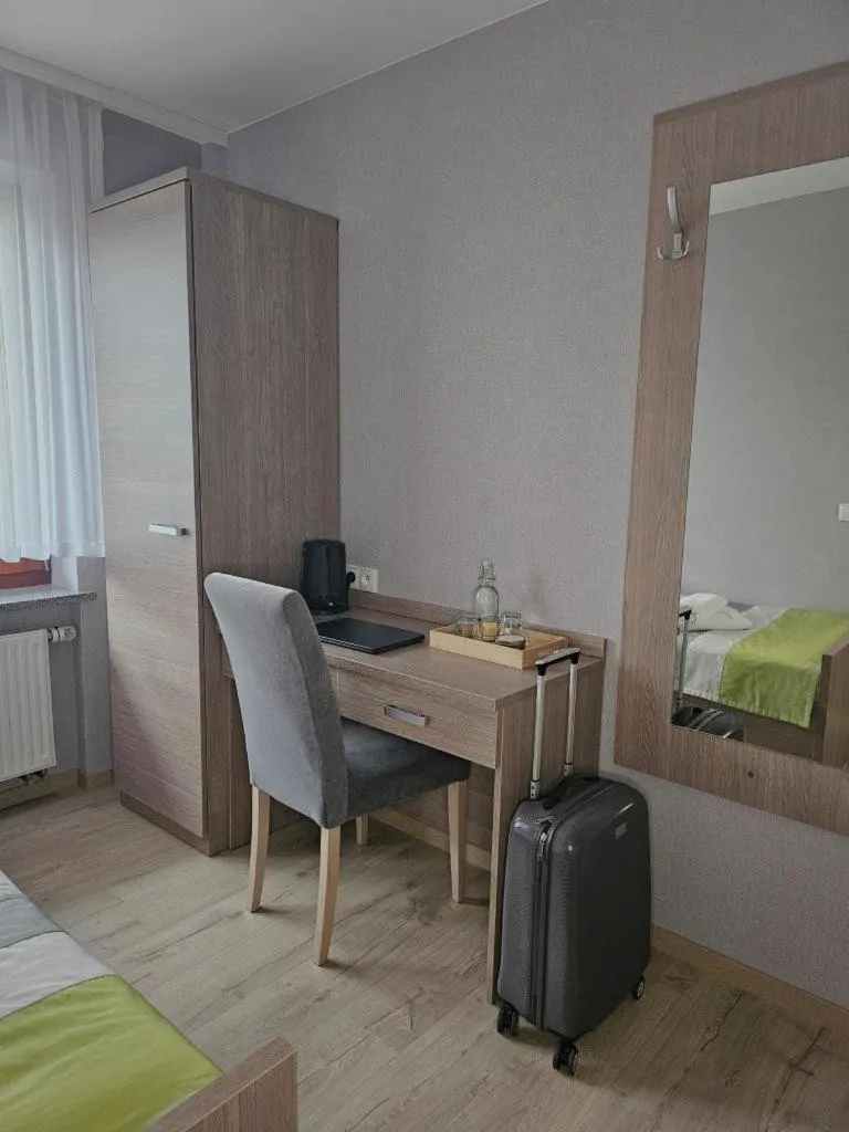 Restauracja i Noclegi Pod Kasztanami