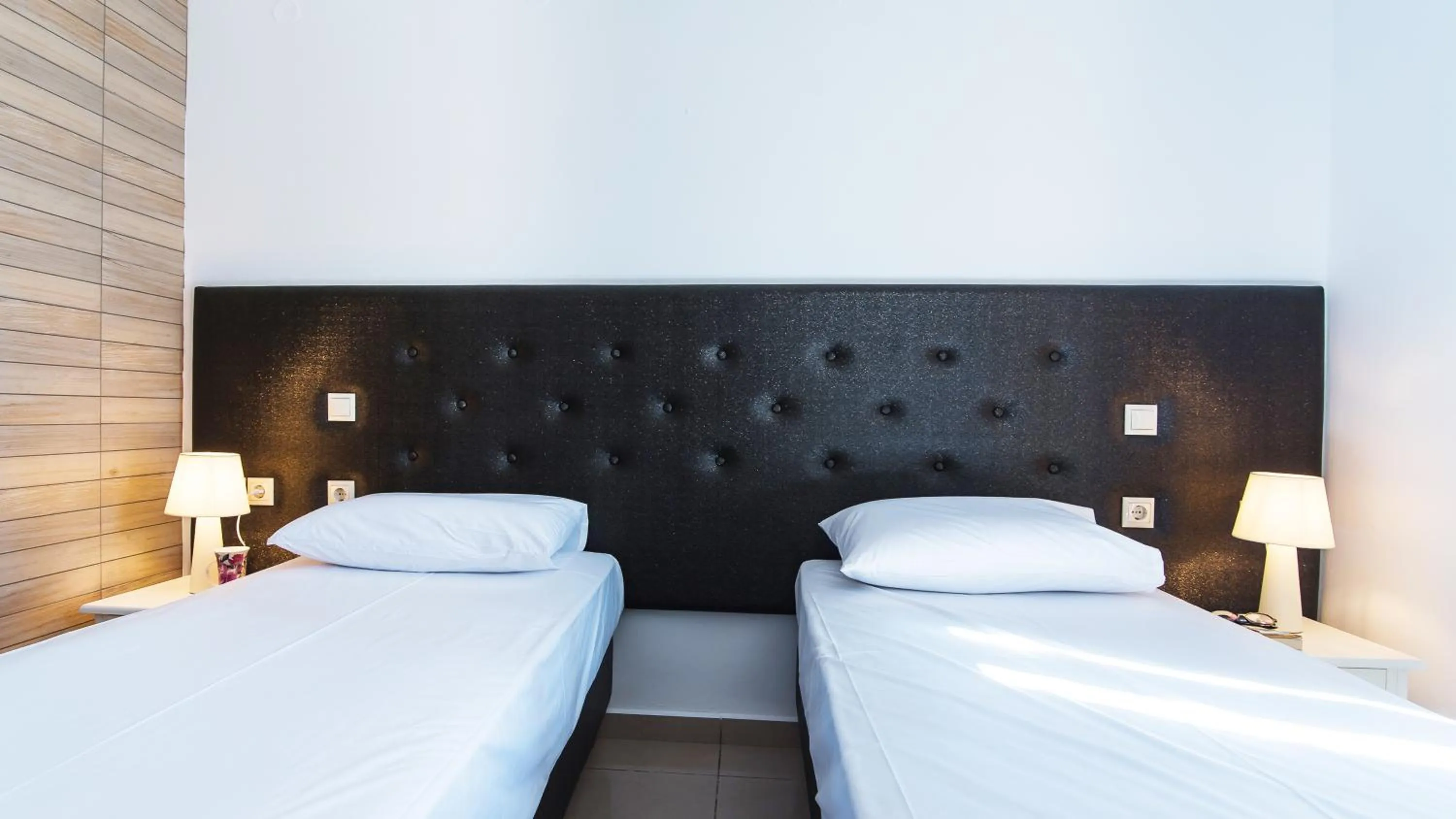 Bedroom, Bed in Real Palace