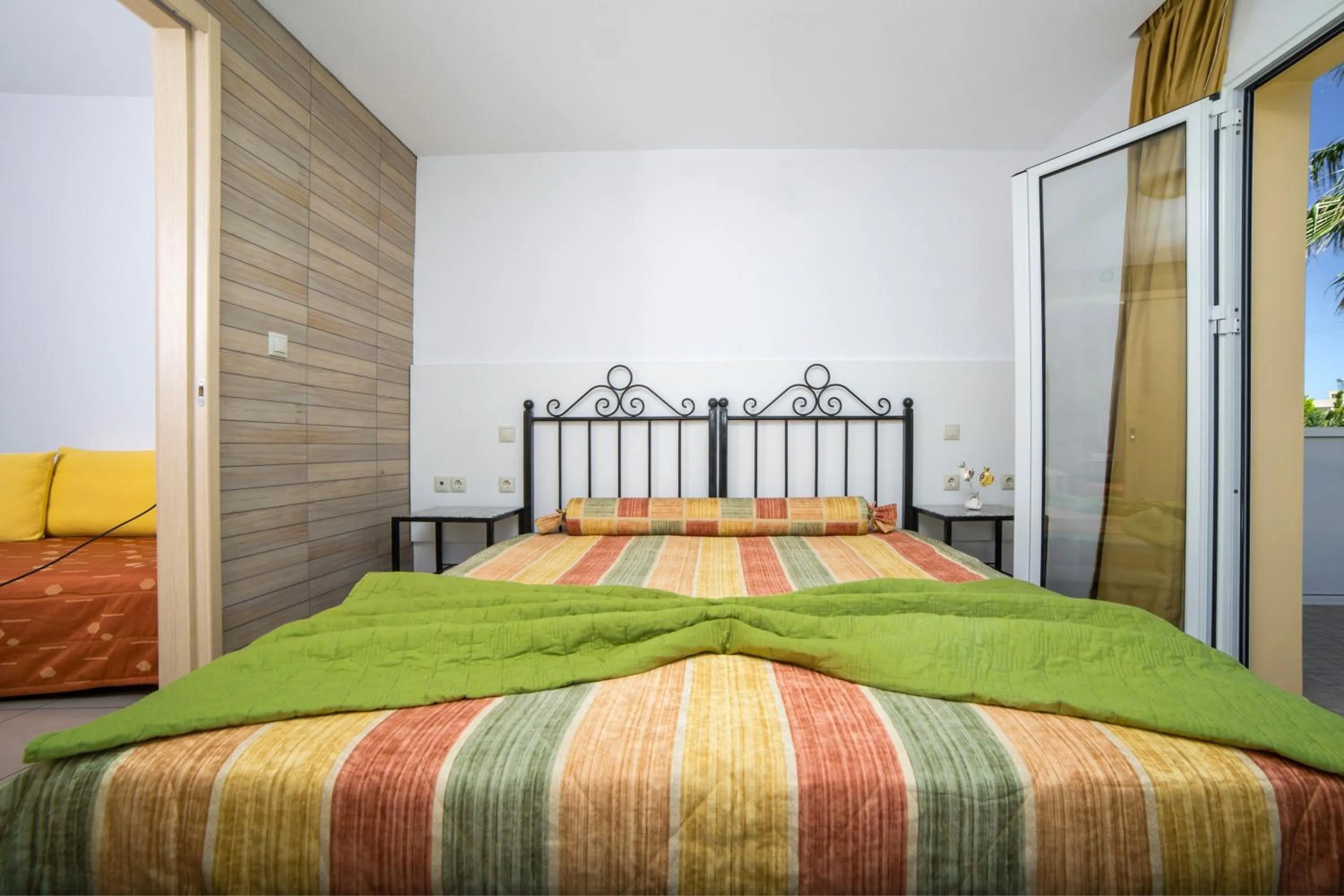 Bedroom, Bed in Real Palace