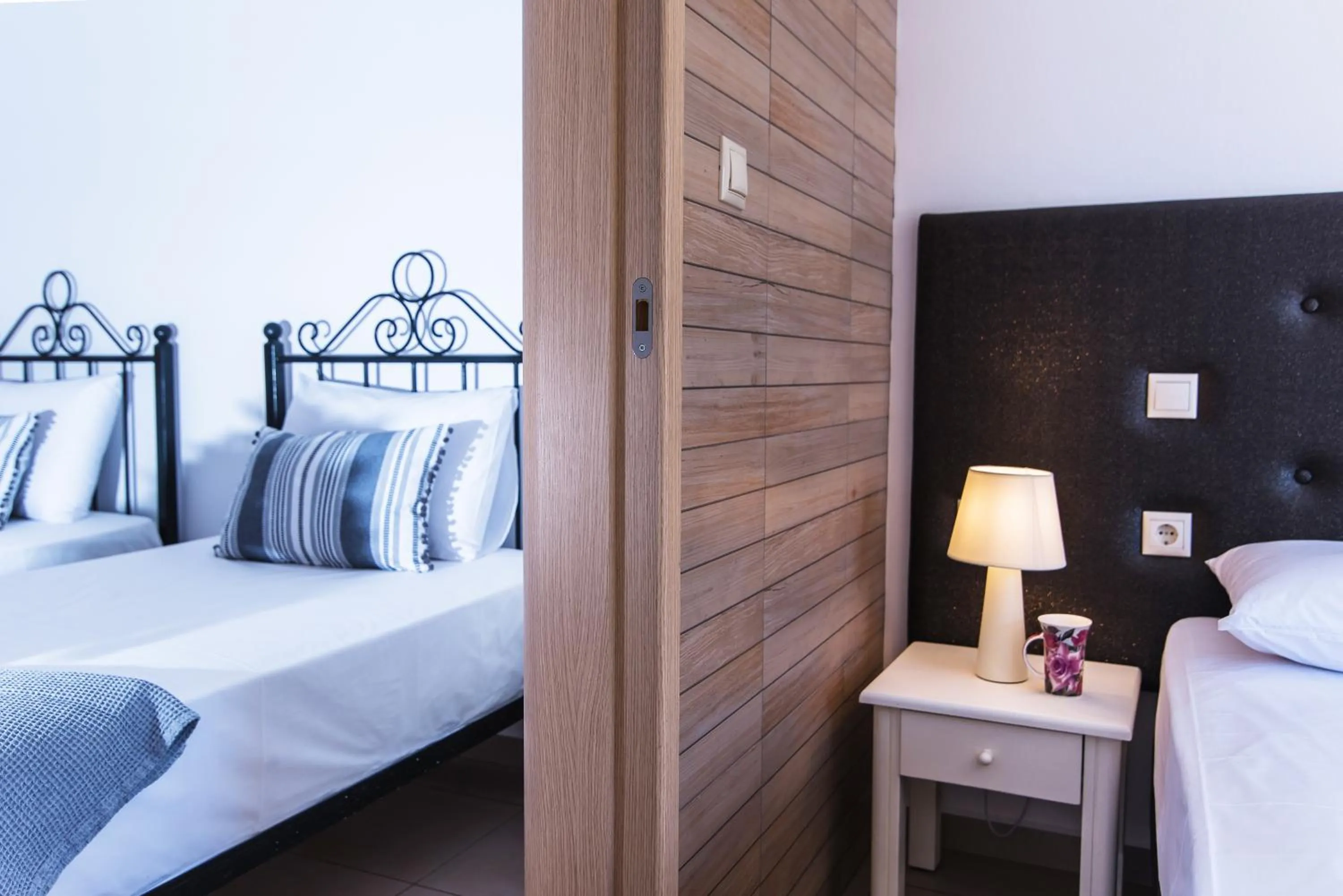 Bedroom, Bed in Real Palace