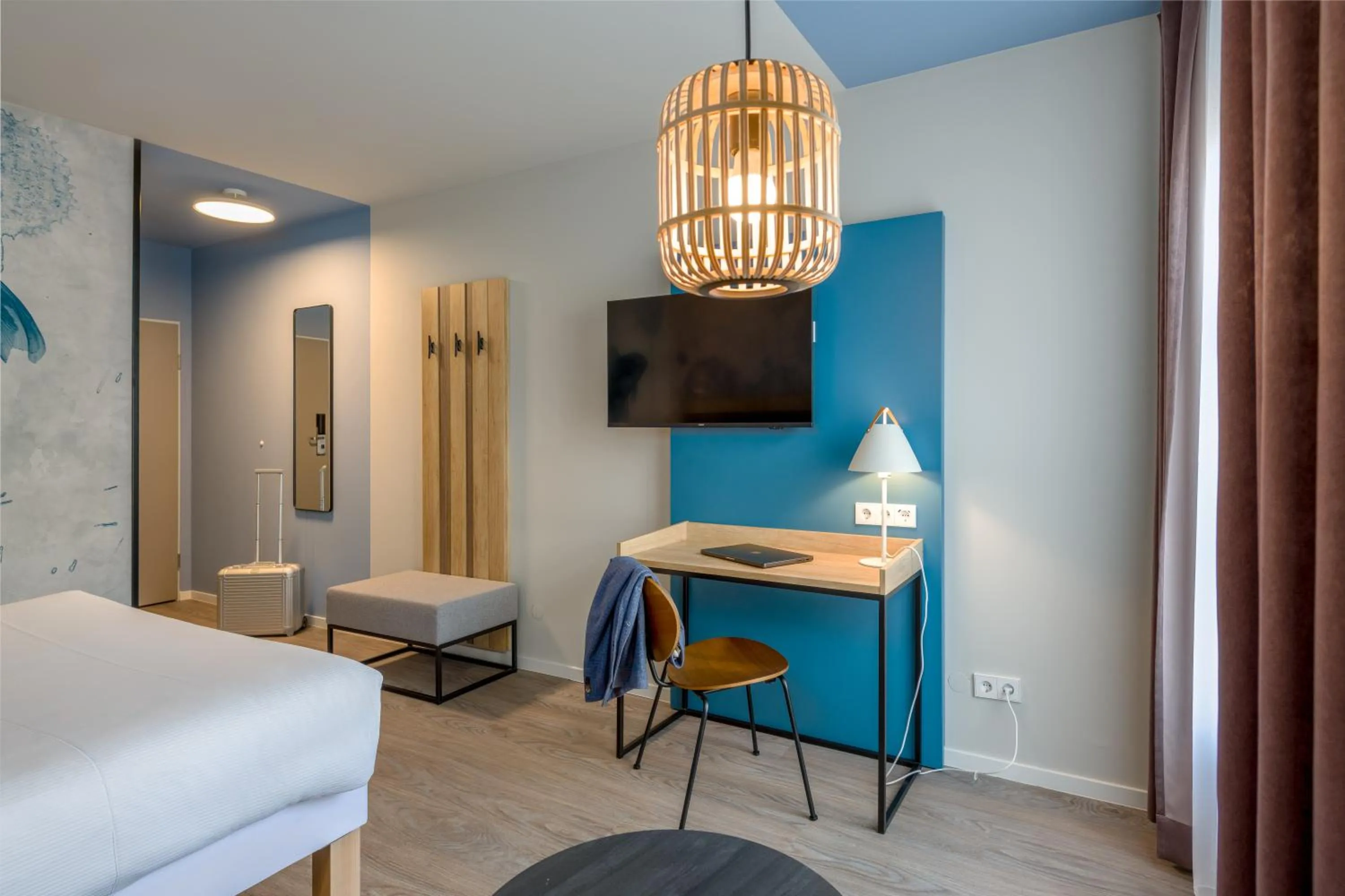 Photo of the whole room, Bed in Ibis Styles Regensburg