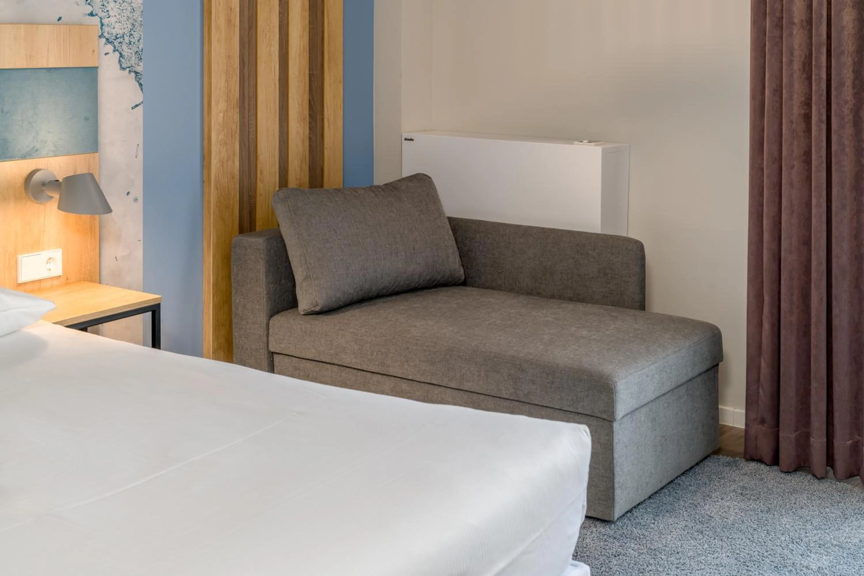 Photo of the whole room, Bed in Ibis Styles Regensburg