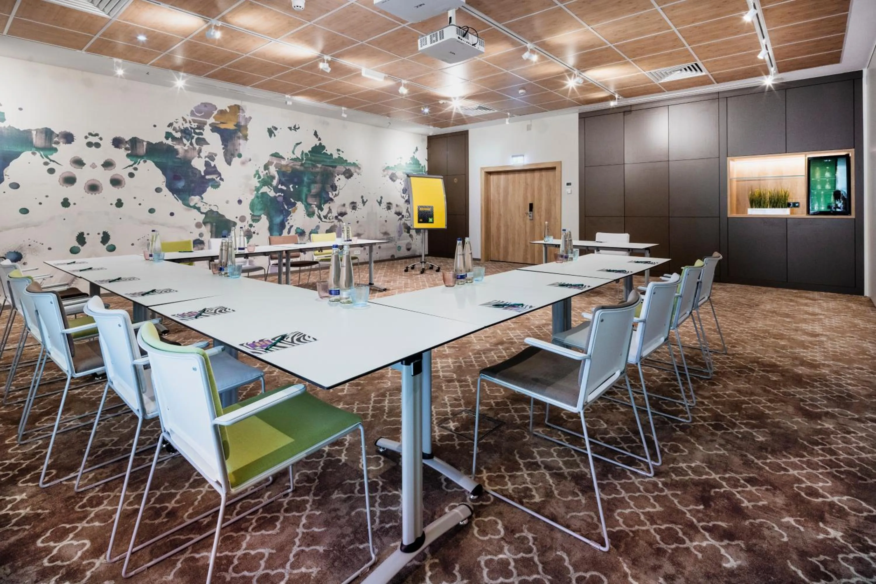 Meeting/conference room in Ibis Styles Regensburg