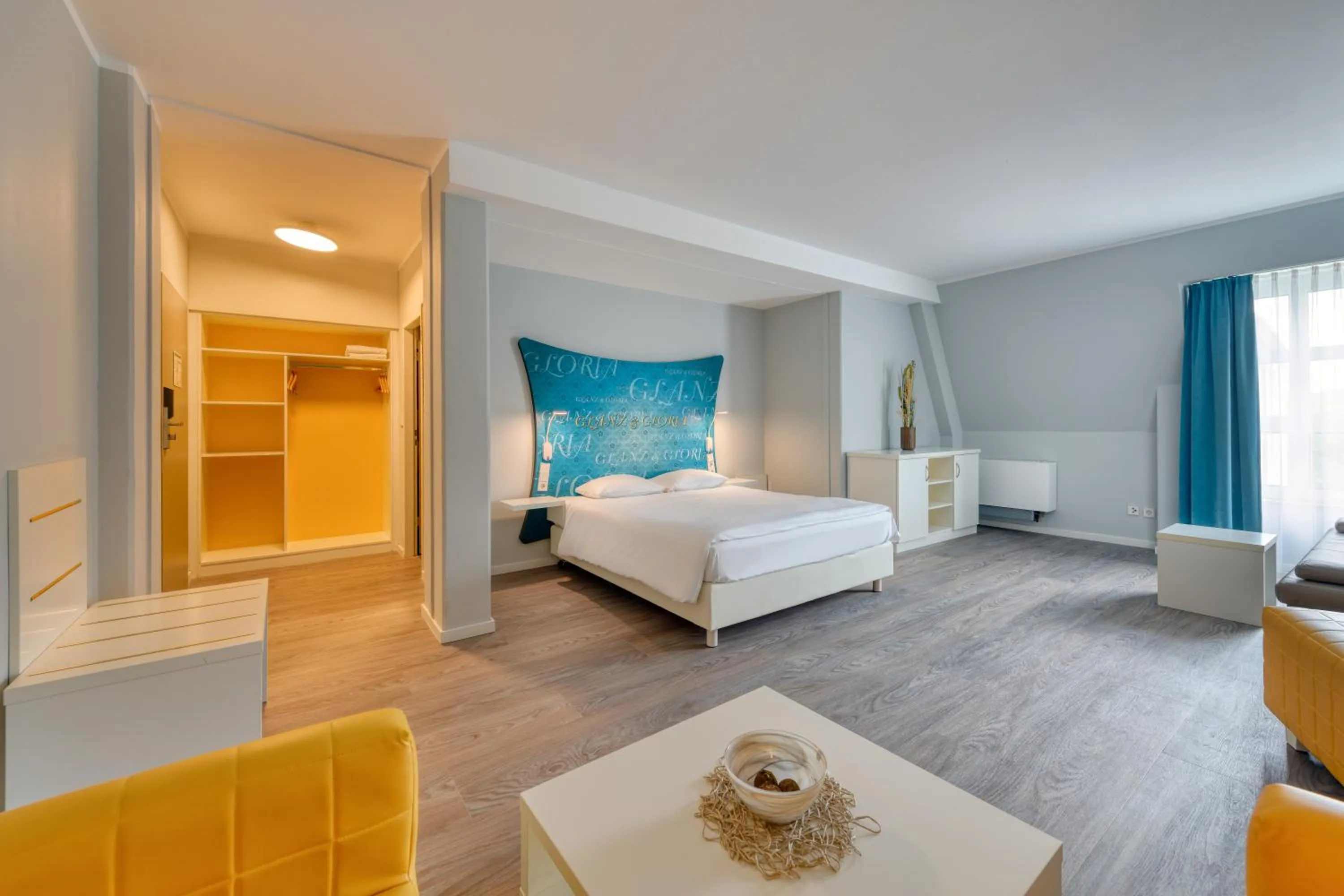 Photo of the whole room, Bed in Ibis Styles Regensburg