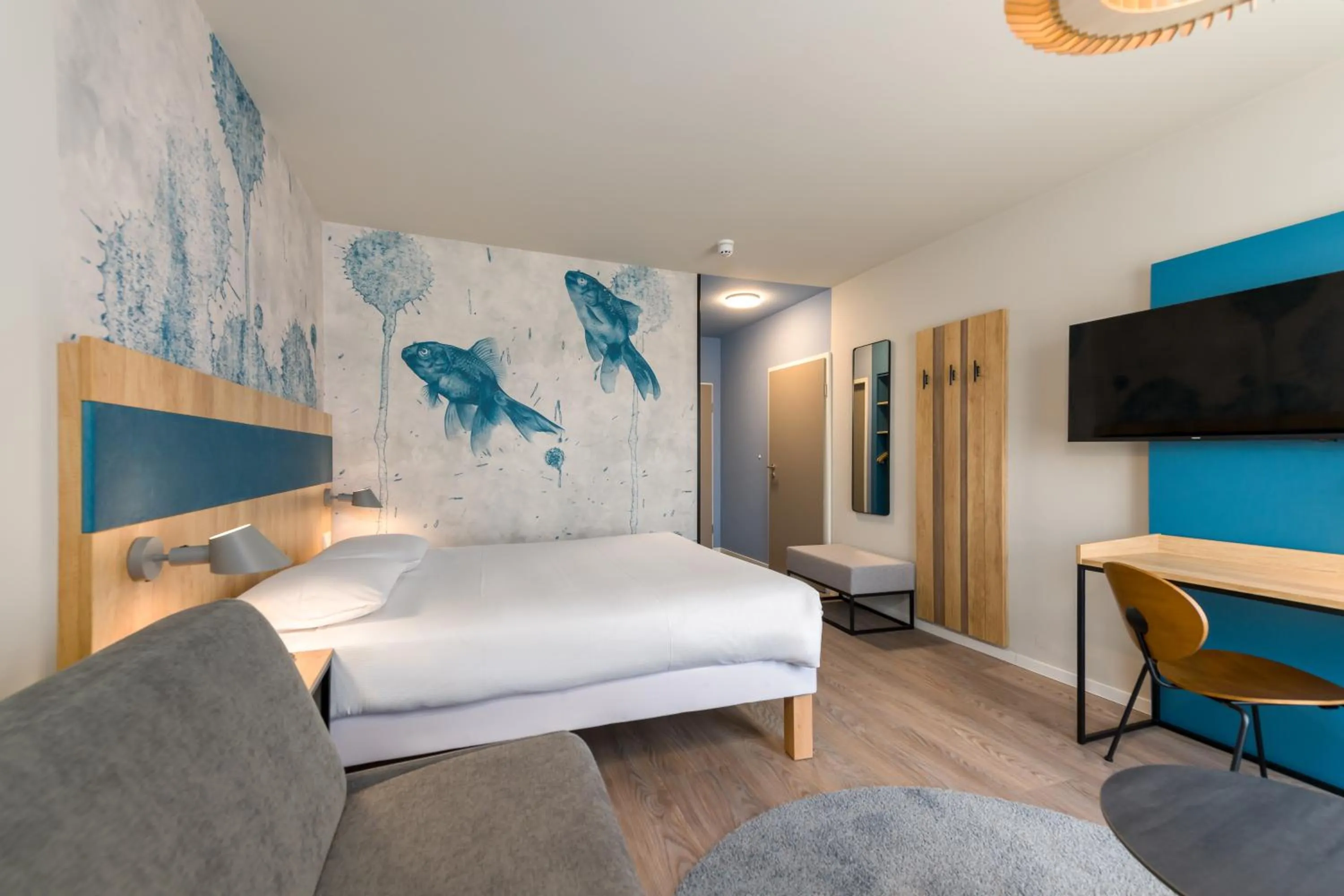 Photo of the whole room, Bed in Ibis Styles Regensburg