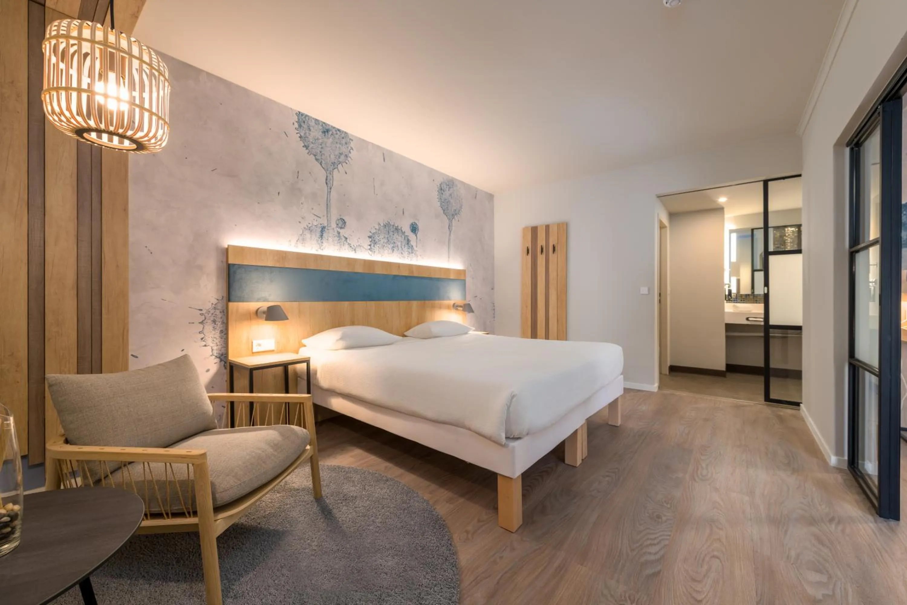 Photo of the whole room, Bed in Ibis Styles Regensburg