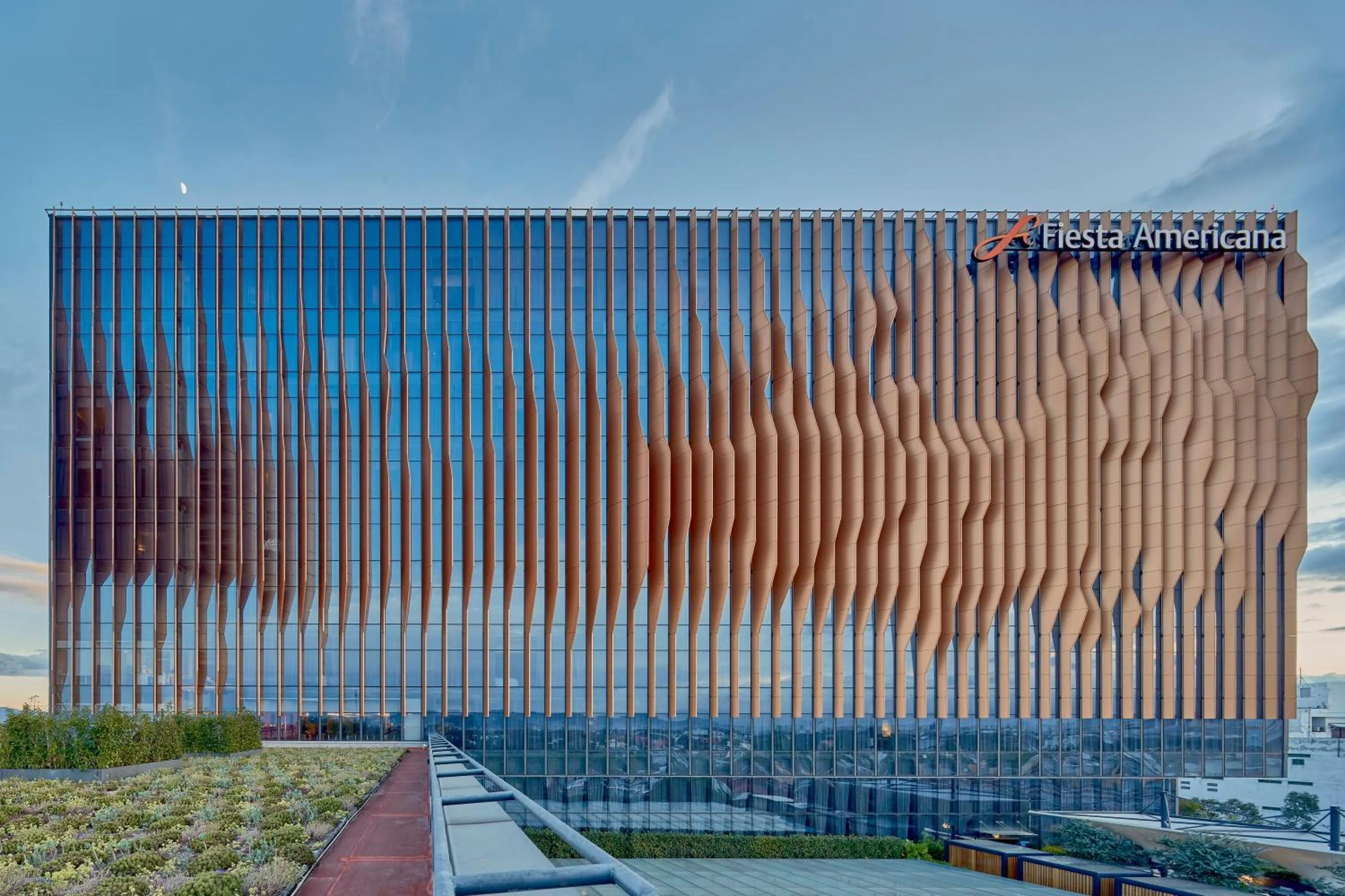 Property building in Fiesta Americana Viaducto Aeropuerto