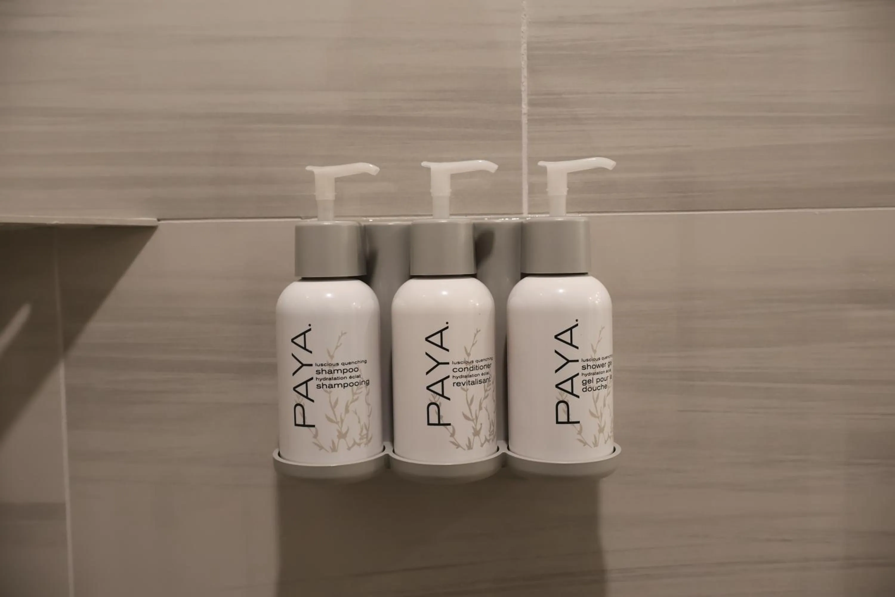 Bathroom in Elm House Inn