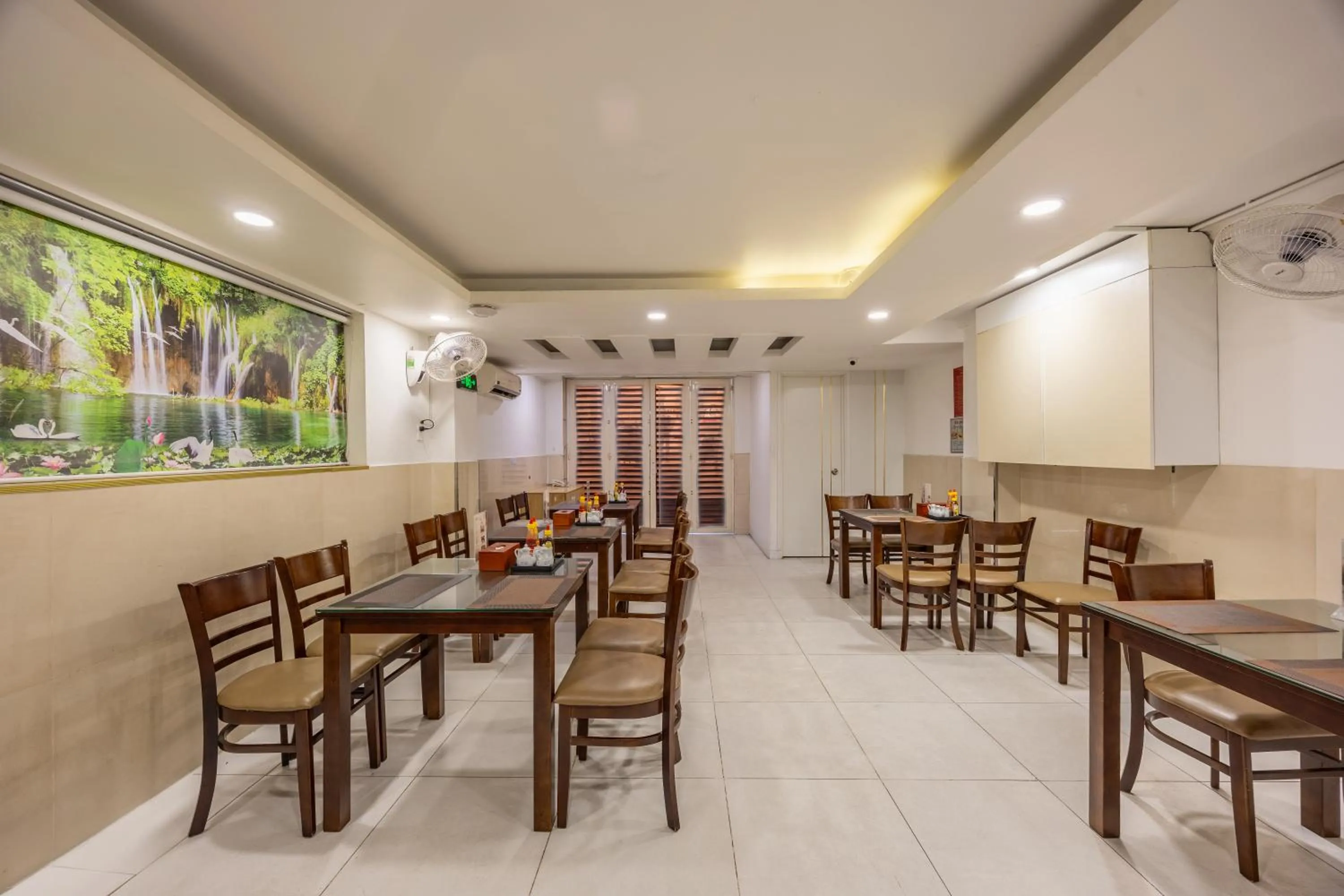 Restaurant/places to eat in A25 Hotel - 14 Lương Hữu Khánh