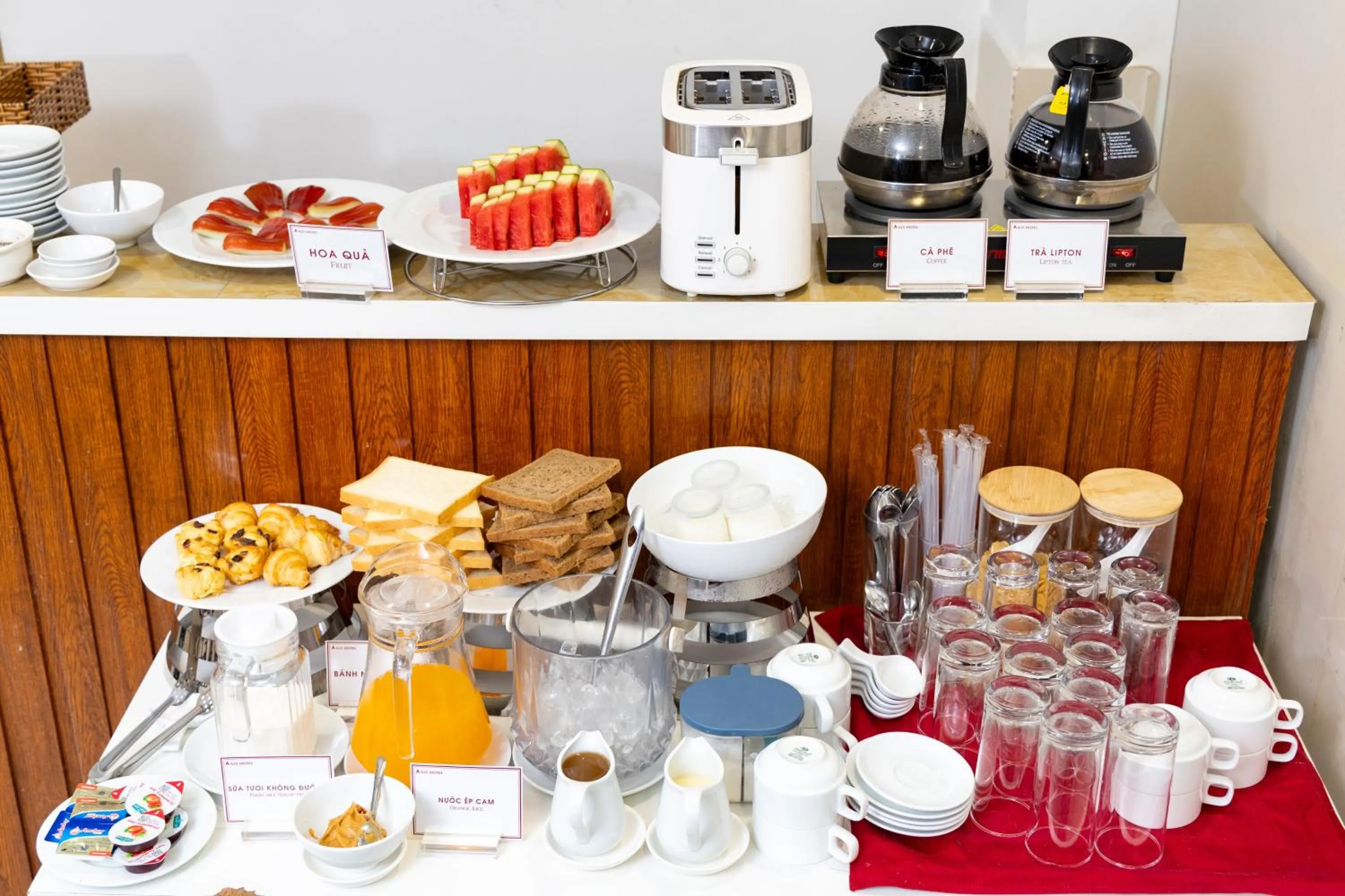 Restaurant/places to eat in A25 Hotel - 14 Lương Hữu Khánh