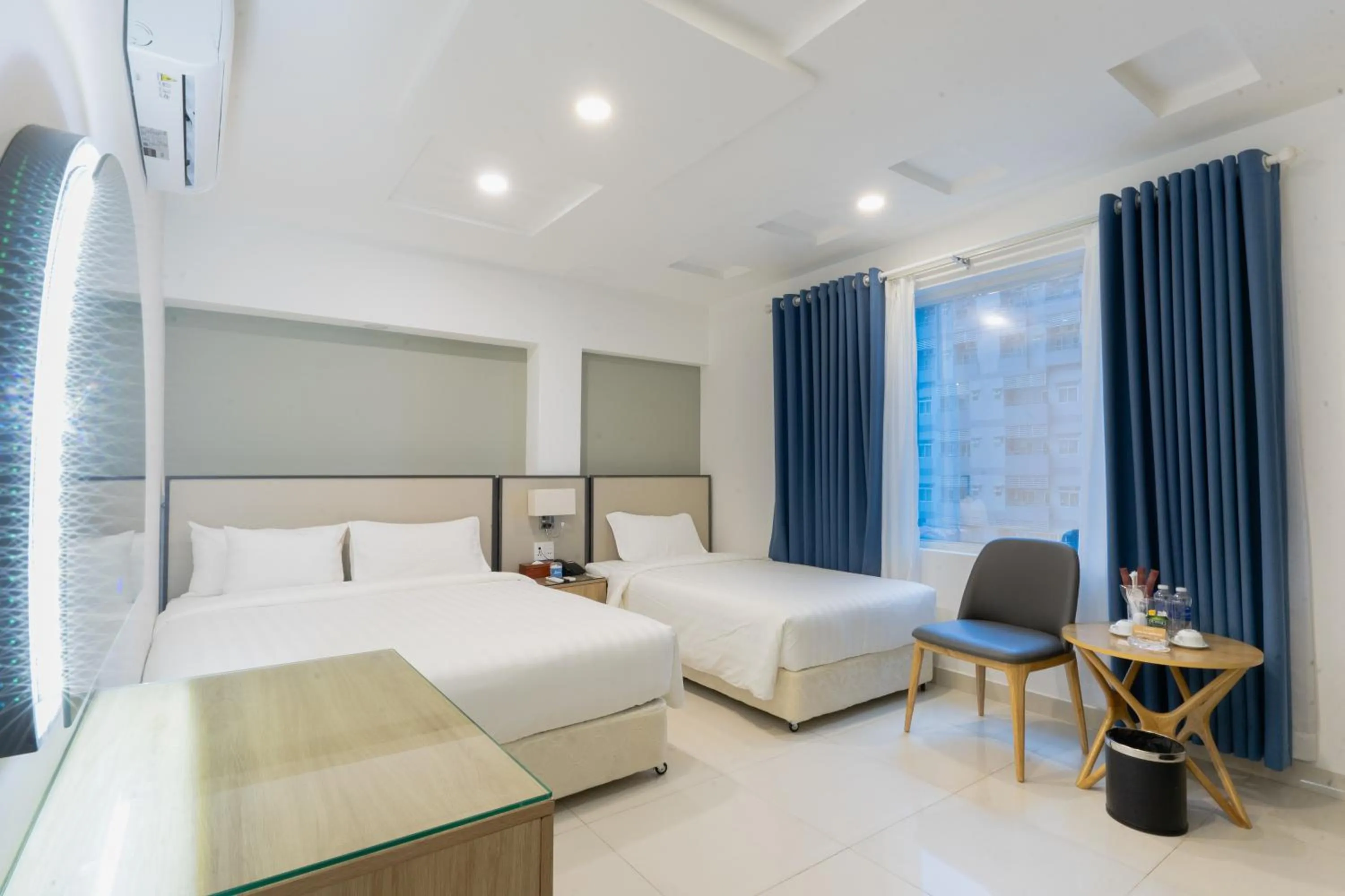 A25 Hotel - 14 Lương Hữu Khánh