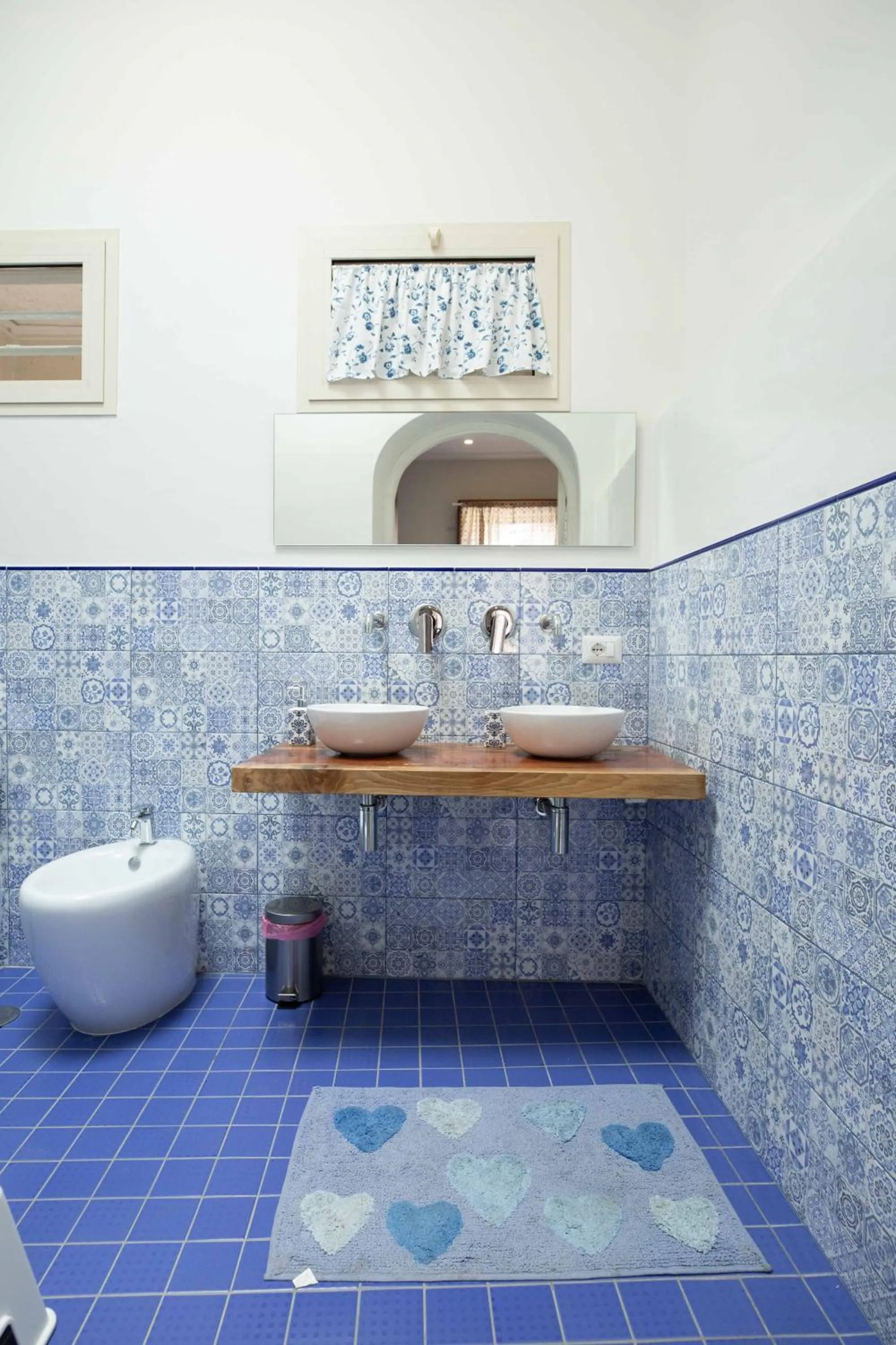 Bathroom in Sun&TheCity