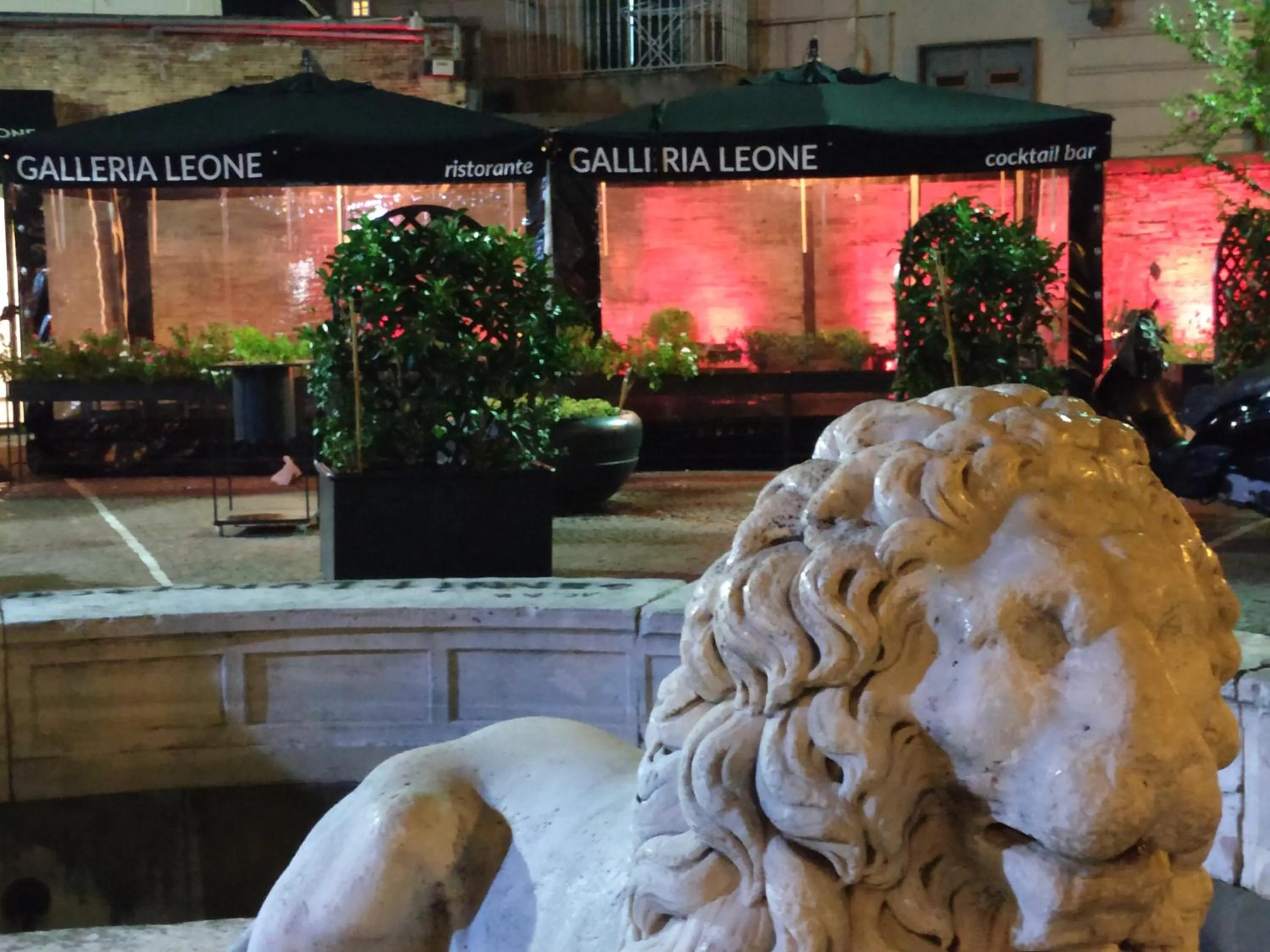 Restaurant/places to eat in Sun&TheCity