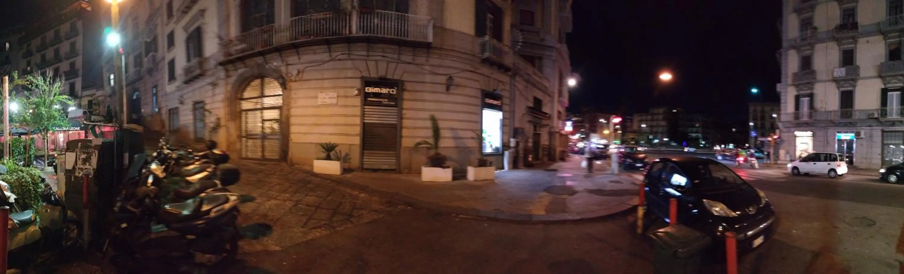 Facade/entrance in Sun&TheCity