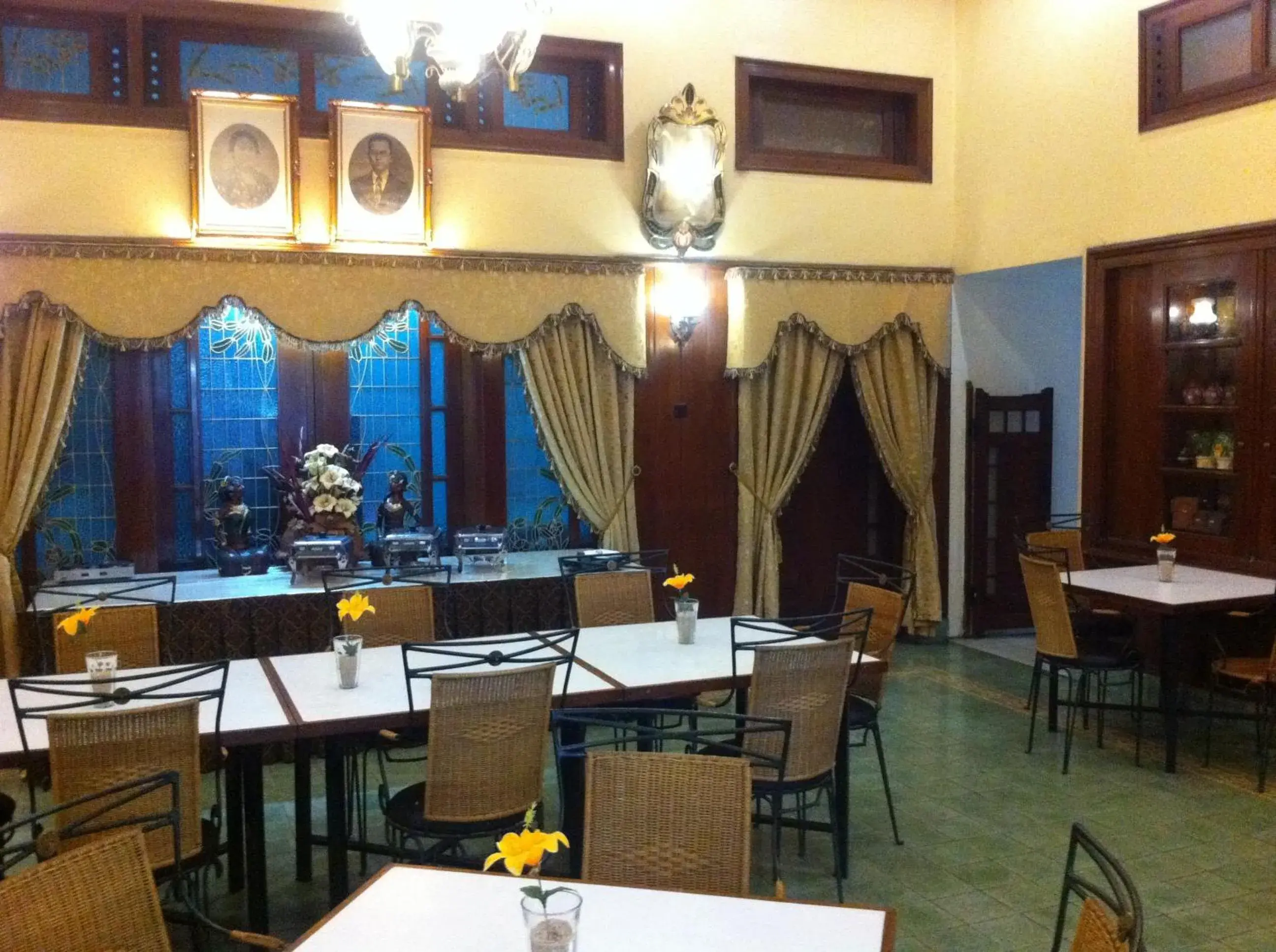 Restaurant/places to eat in Mandala Wisata Hotel Restaurant/places to eat in Mandala Wisata Hotel