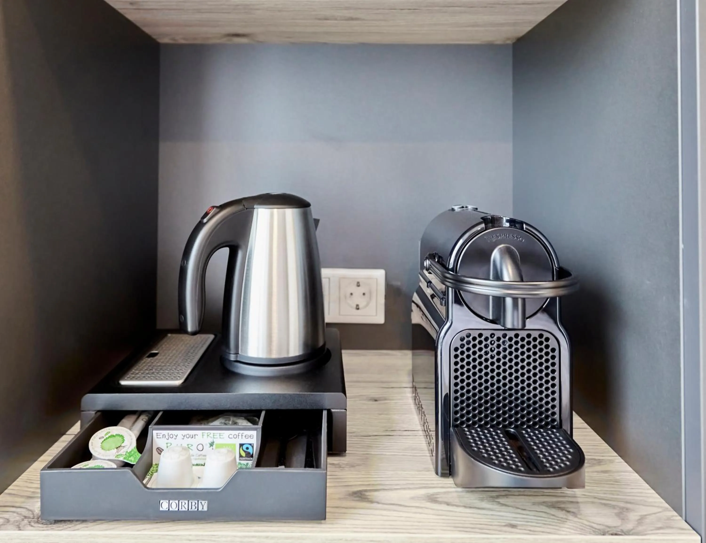 Coffee/tea facilities in SMARTY Hotel Euler Homburg, Saar - KONTAKTLOSER SELF CHECK-IN