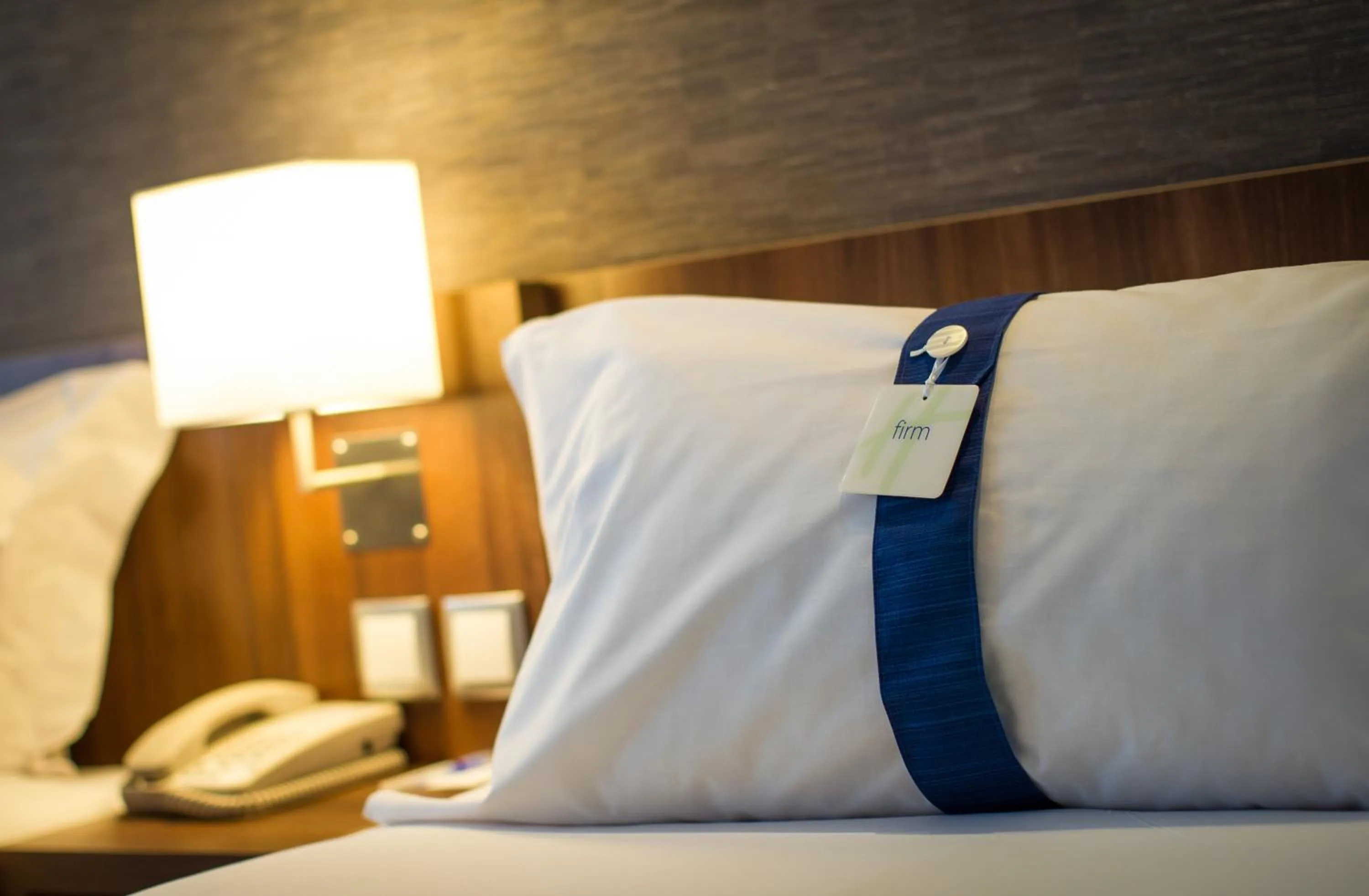 Bed in Holiday Inn Express Lisboa - Av. Liberdade by IHG