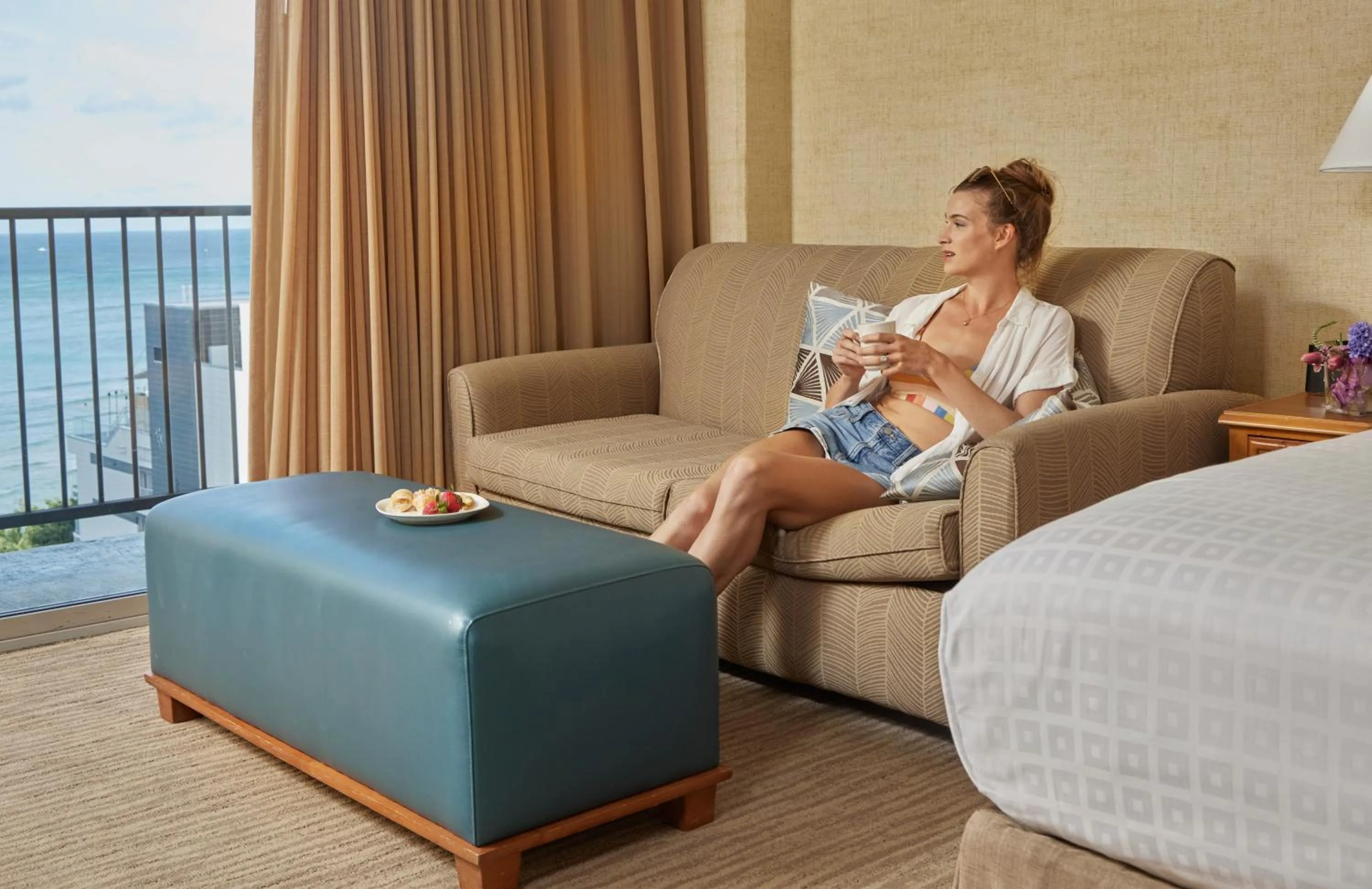 Bedroom in Waikiki Resort Hotel