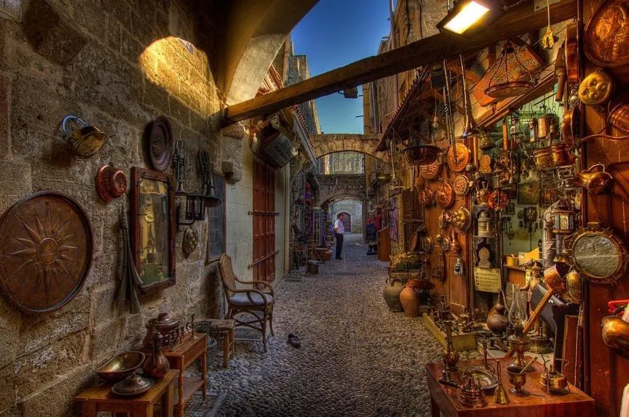 Area and facilities in Spot Hotel