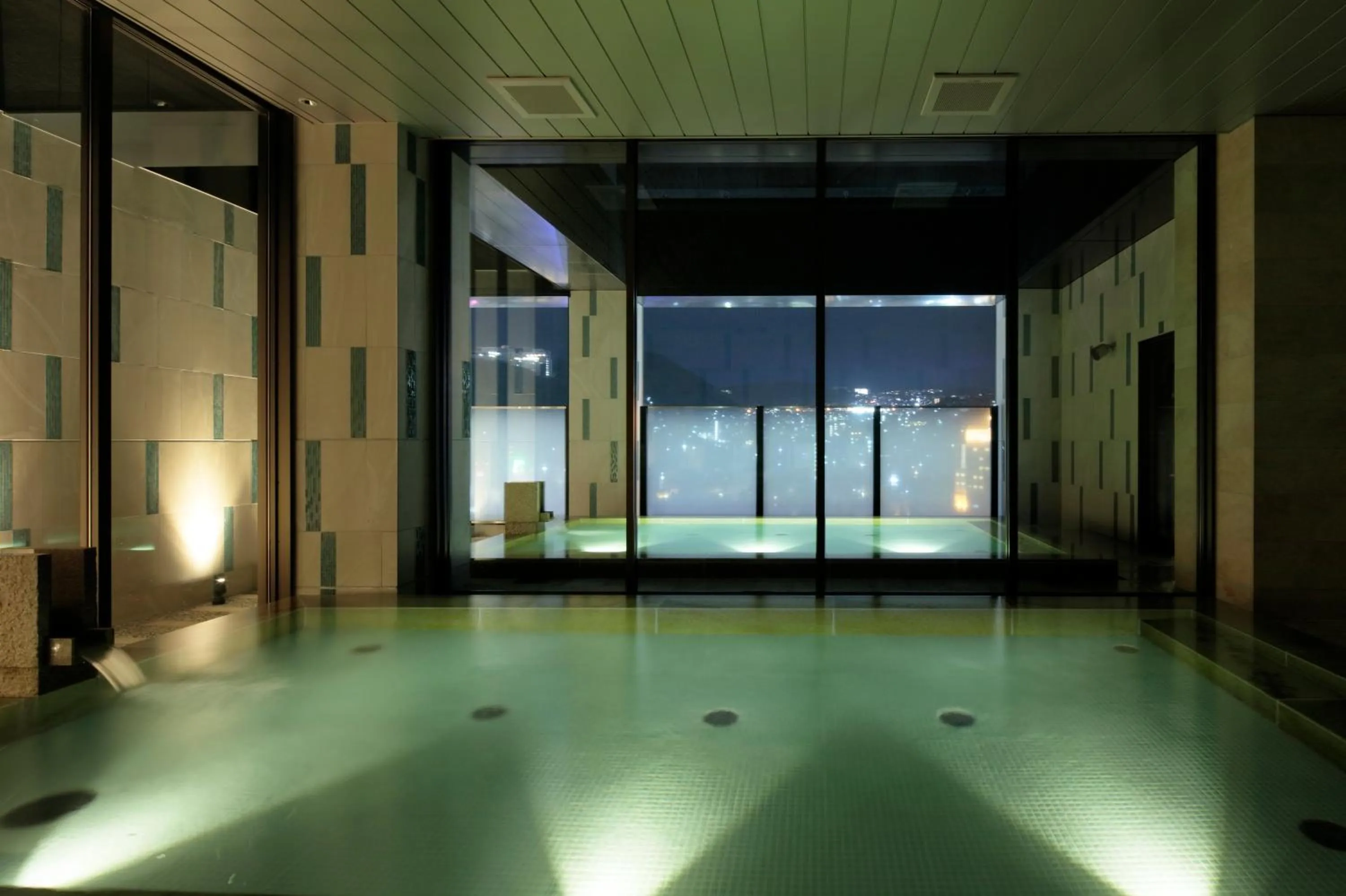 Open Air Bath in Candeo Hotels Nagasaki Shinchi Chinatown